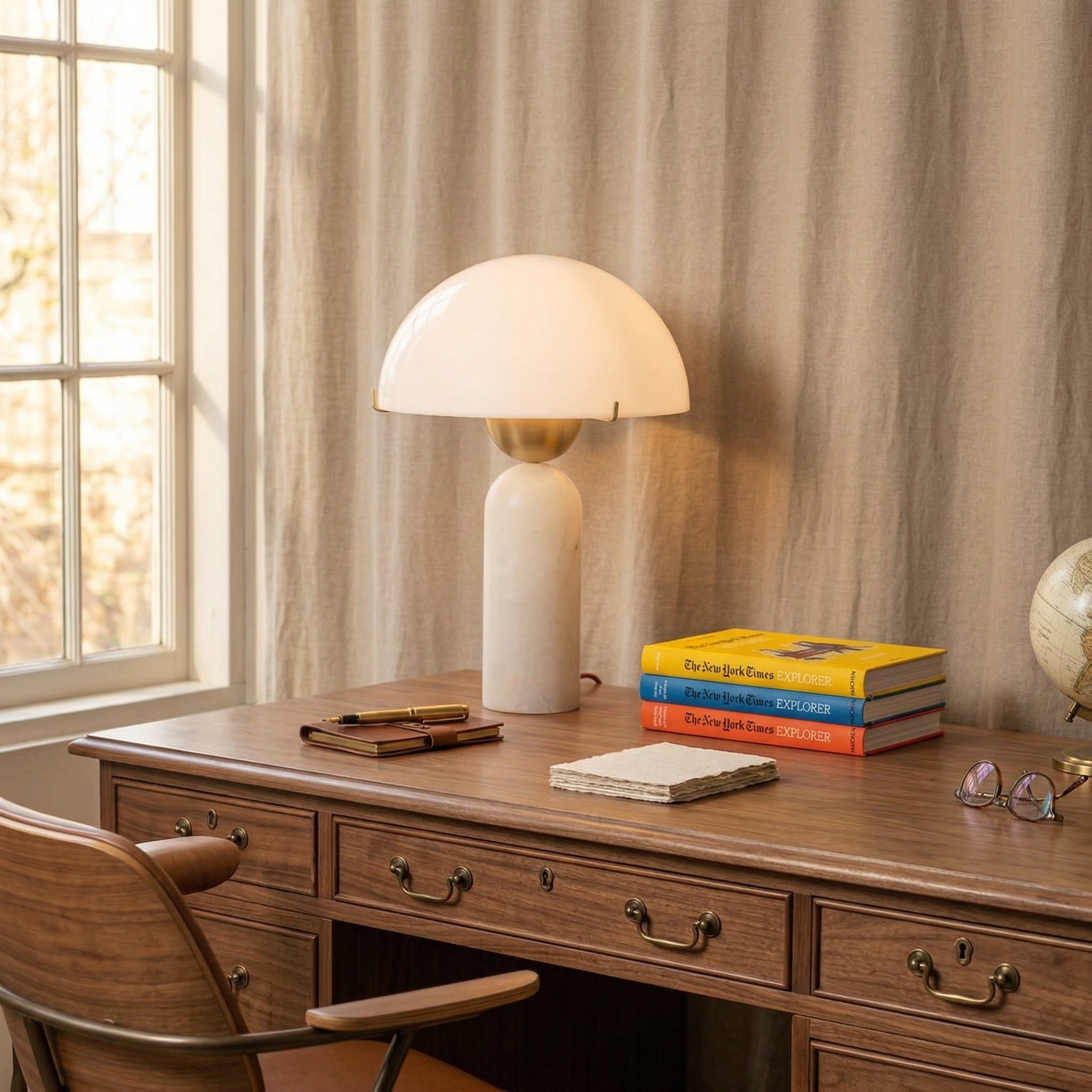 Vellum Alabaster Table Lamp | Ormexis
