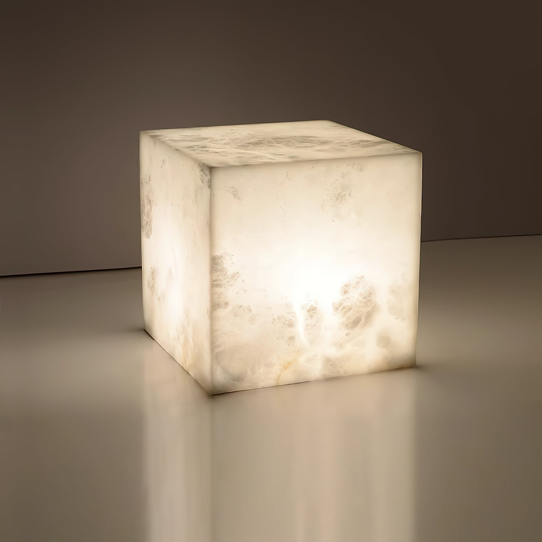 Minimalistisk monolitisk bordlampe | Ormexis