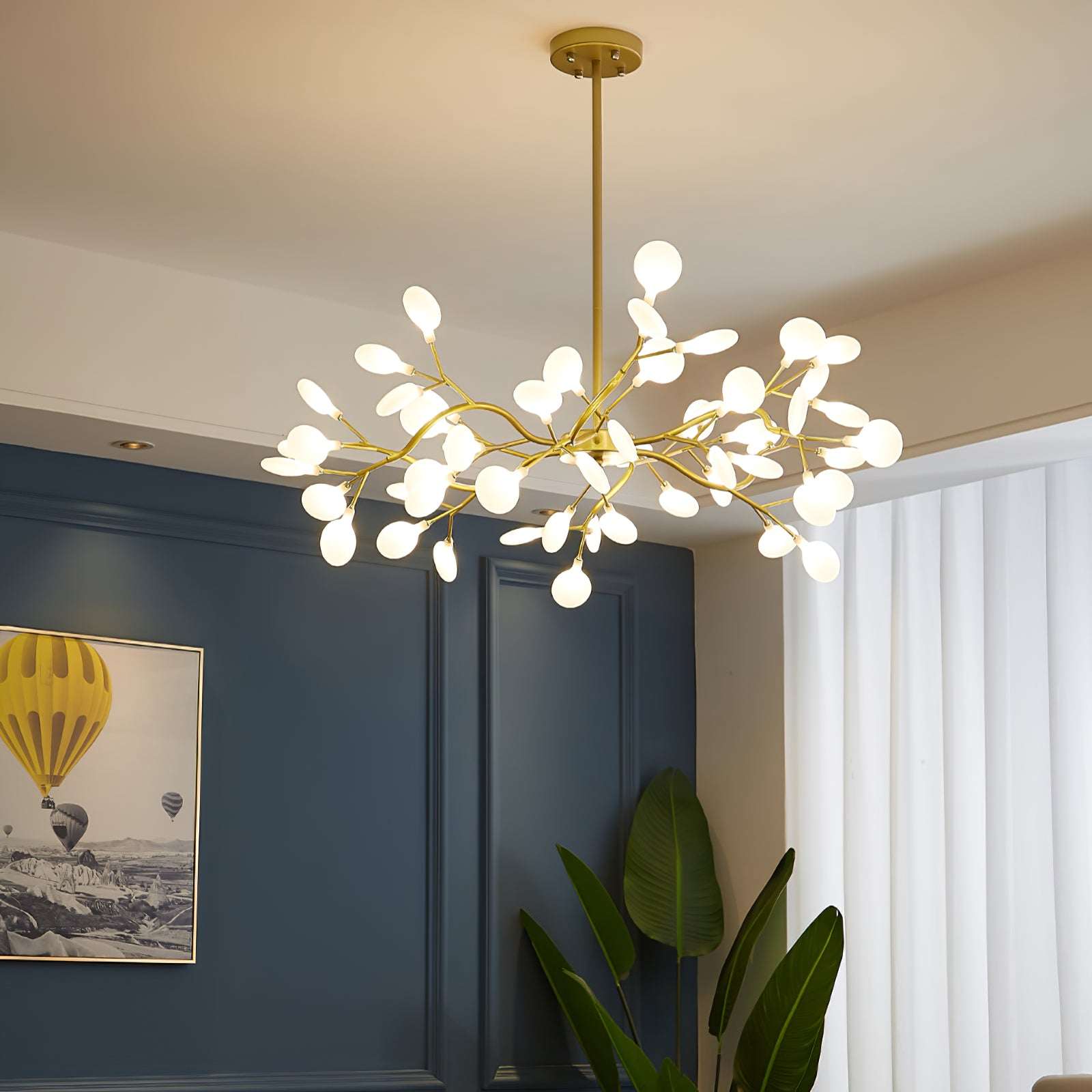 Firefly Sputnik LED Chandelier In Starburst Design For Warm Ambient Glow
