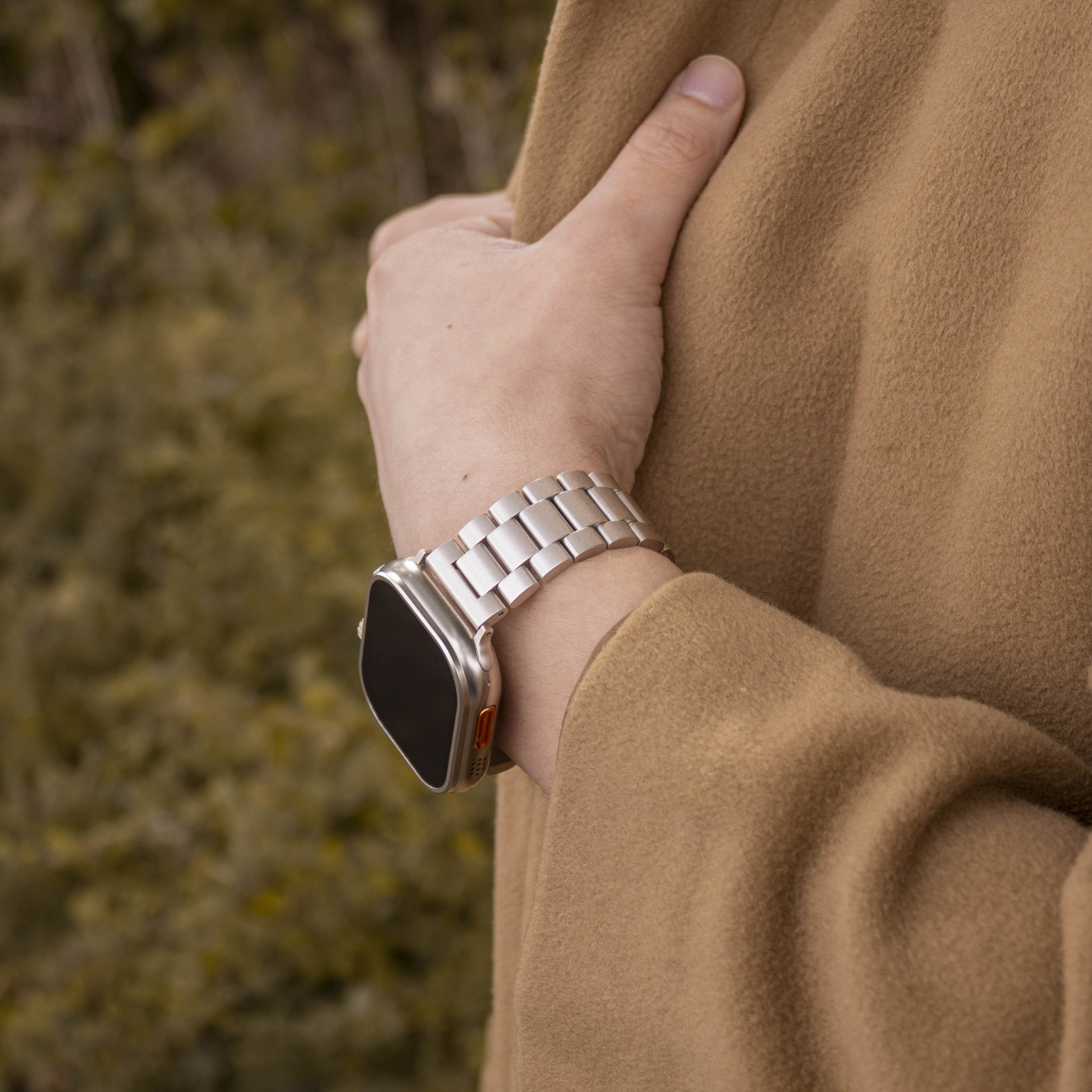 Apple Watch Band In Starlight Finish With Secure Clasp