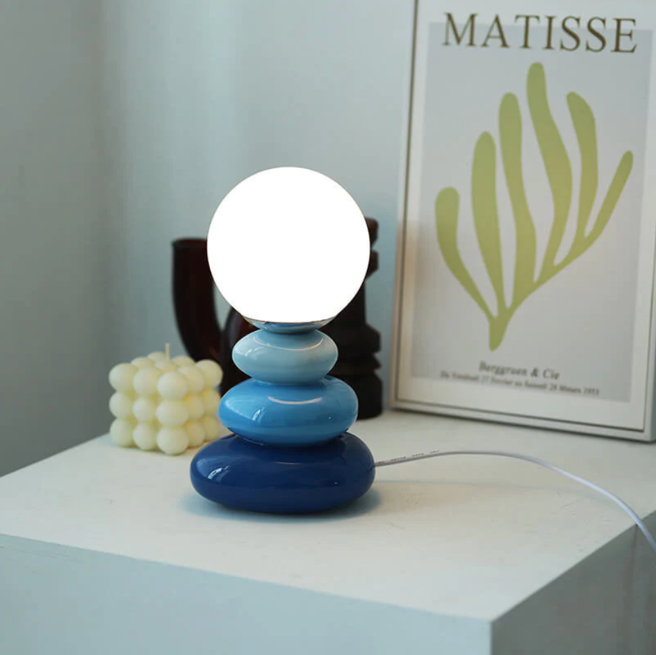 Stacked Pebble Table Lamp | Ormexis