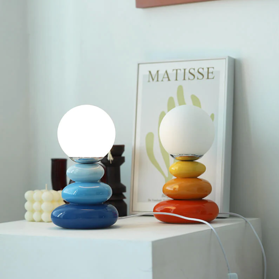 Stacked Pebble Table Lamp | Ormexis