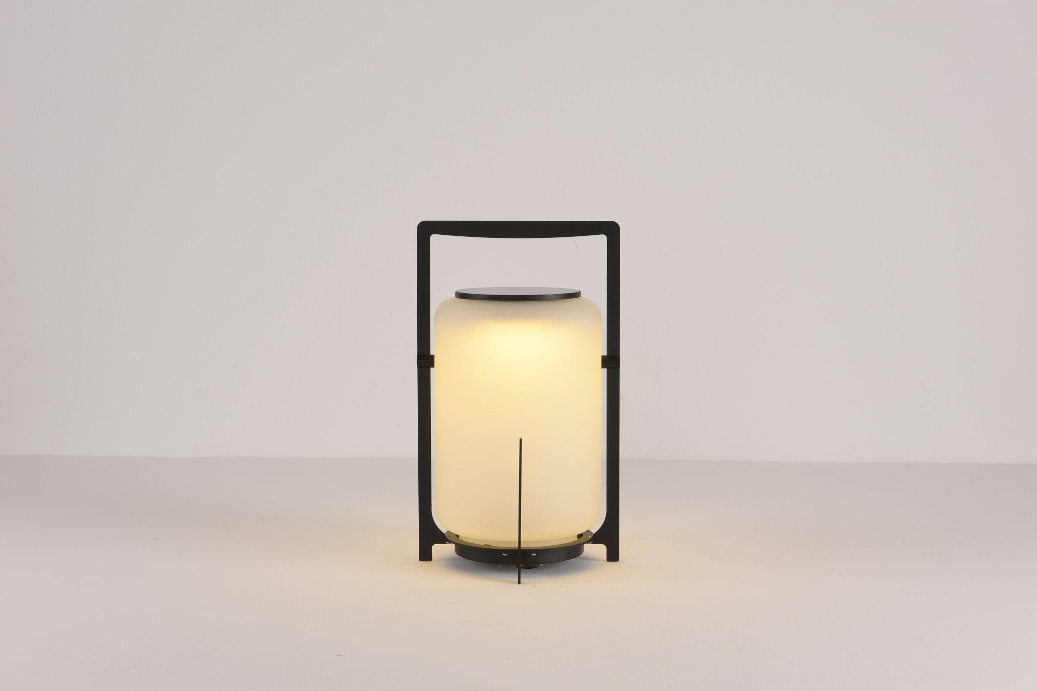Studio Frame Illumination | Ormexis