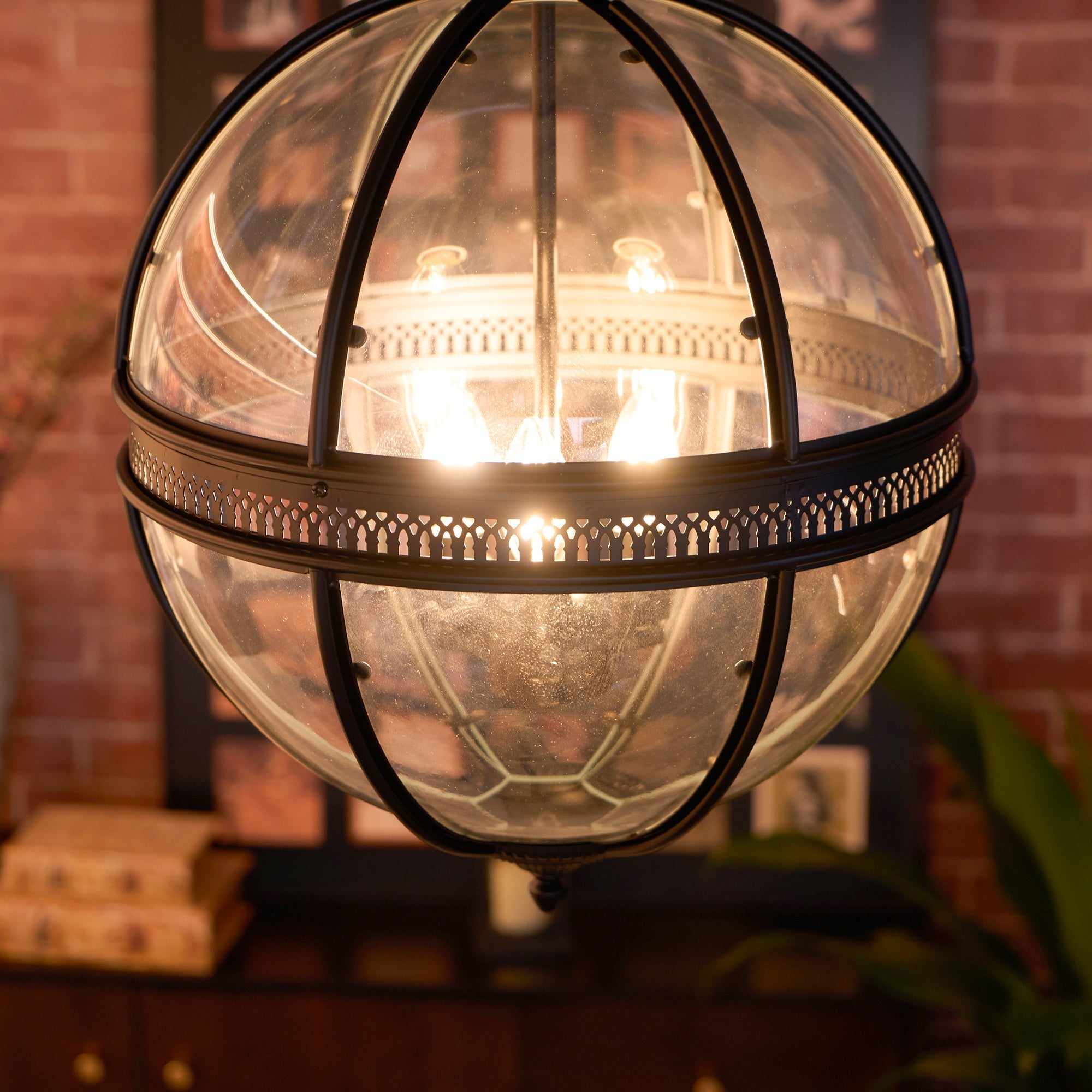 Palatial Glass Pendant Light | Ormexis