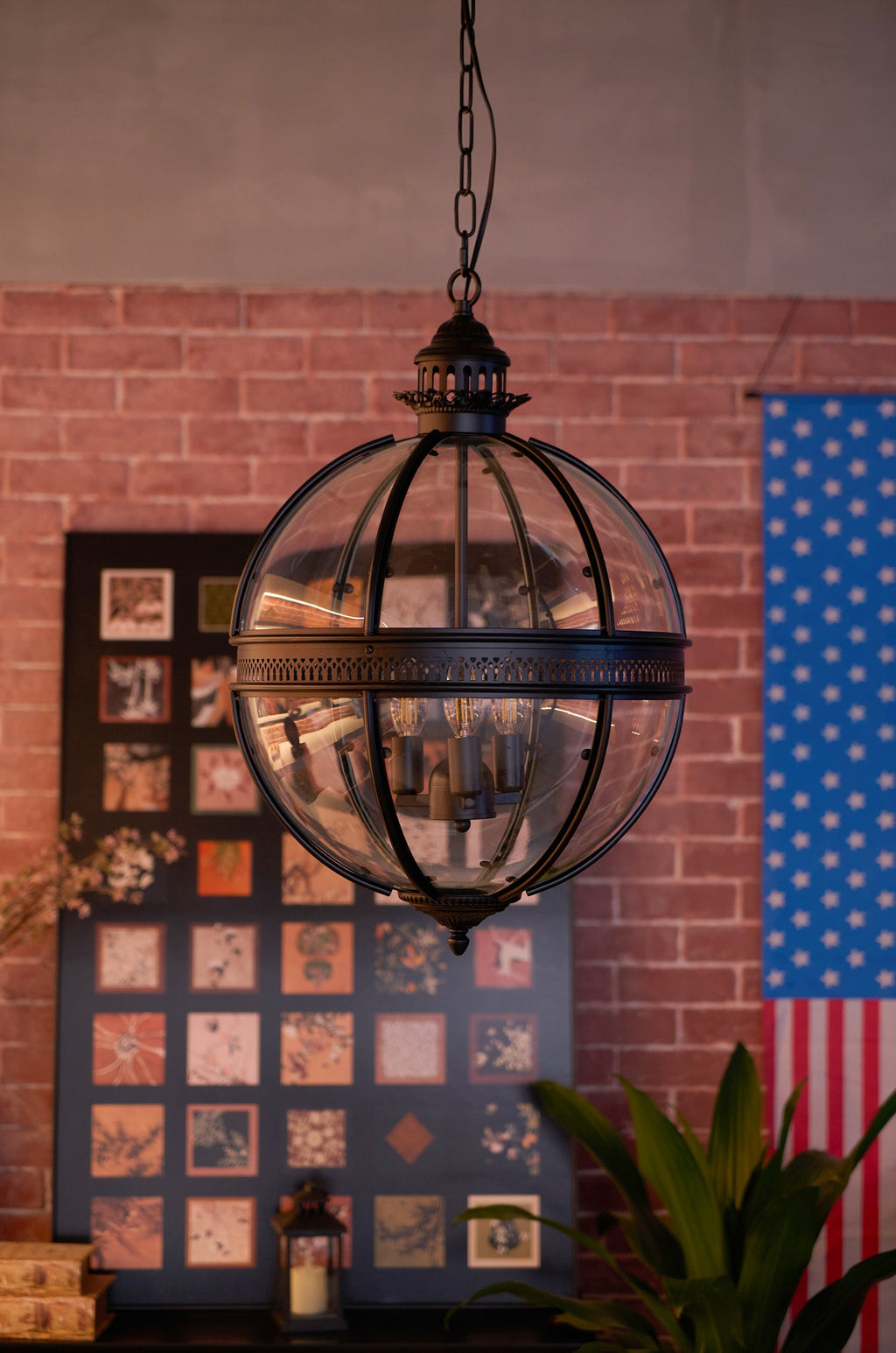 Palatial Glass Pendant Light | Ormexis