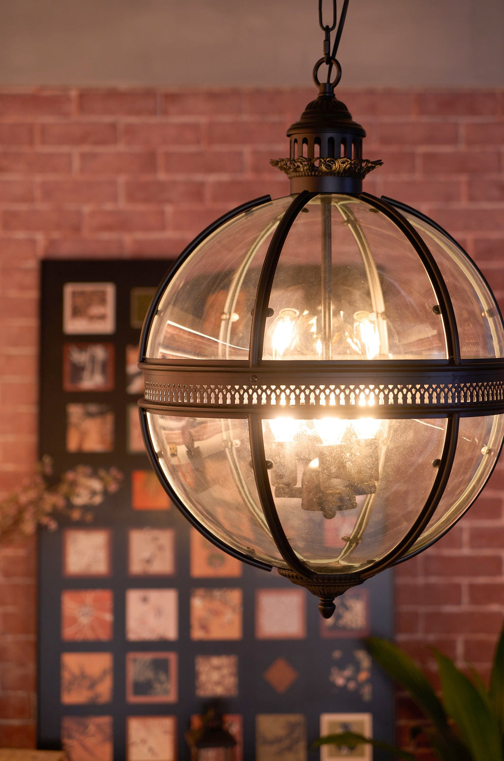Palatial Glass Pendant Light | Ormexis