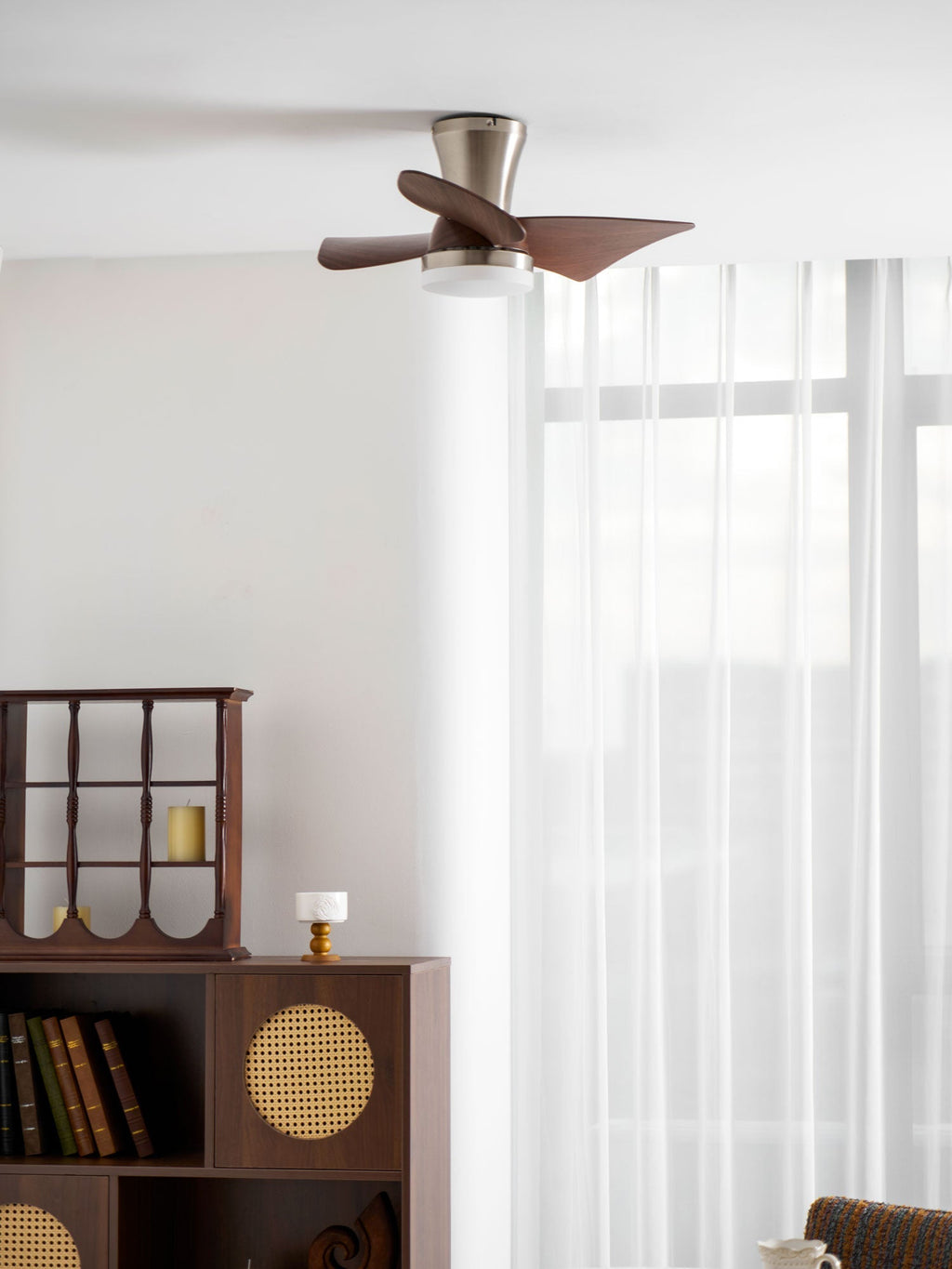 Petal Sweep Ceiling Fan Light | Ormexis