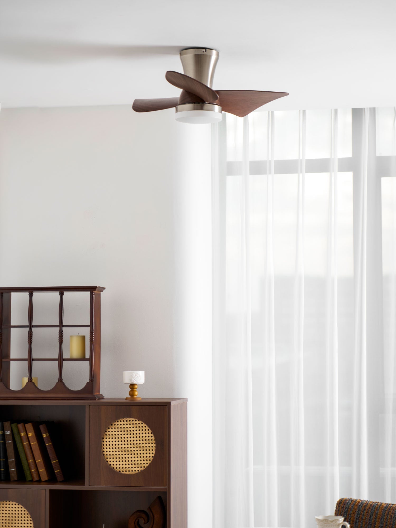 Petal Sweep Ceiling Fan Light | Ormexis