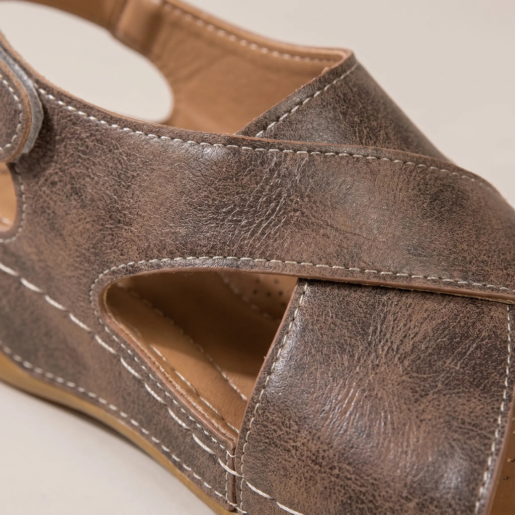 Slingback kilehælssandaler - Gåture på ferie - Ormexis