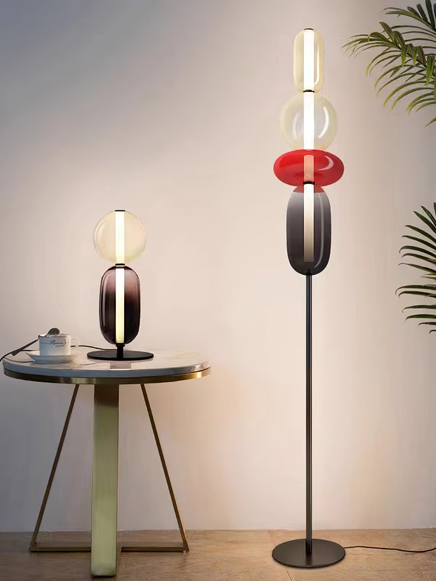 Moderne led-vloerlamp van gekleurd glas | Ormexis