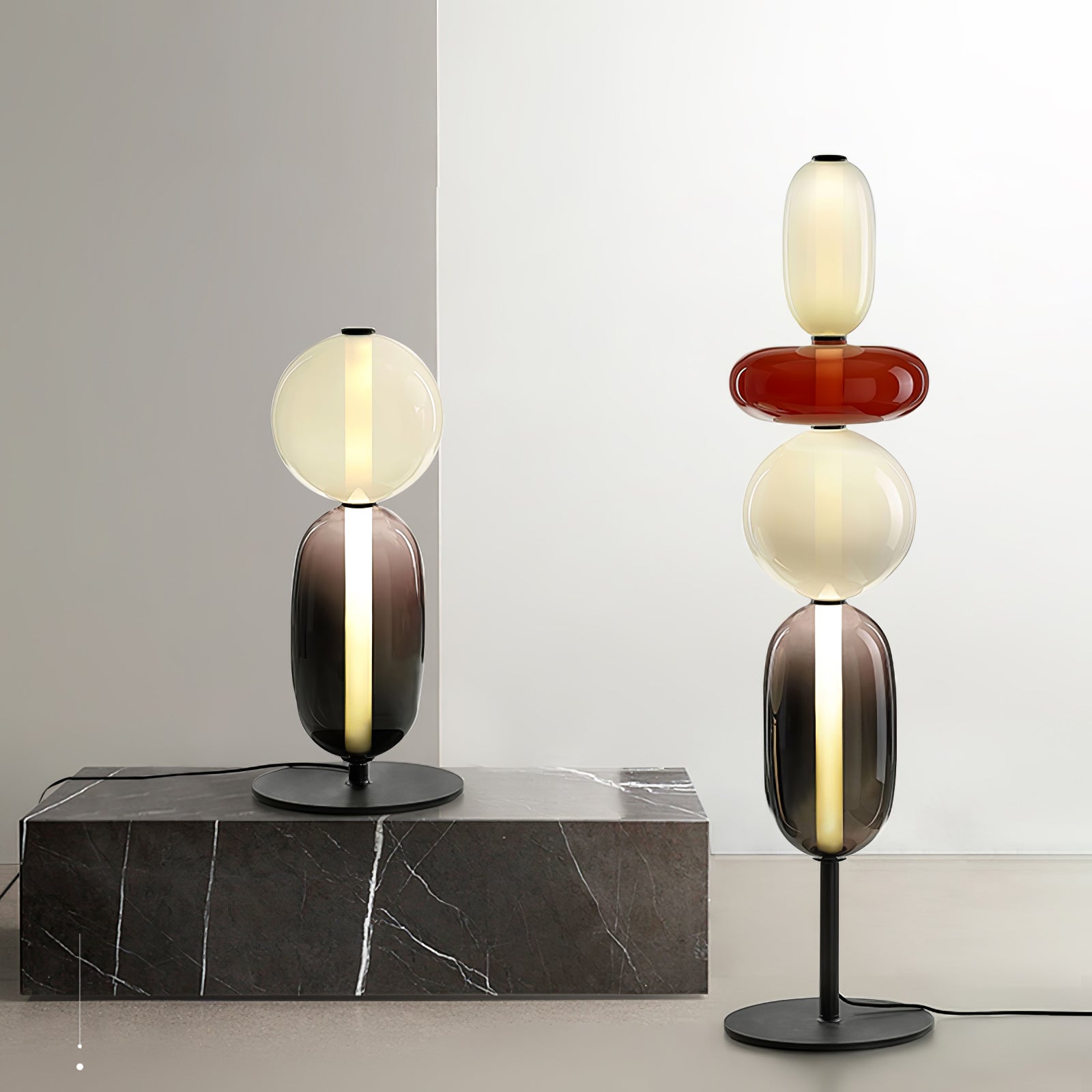 Moderne led-vloerlamp van gekleurd glas | Ormexis