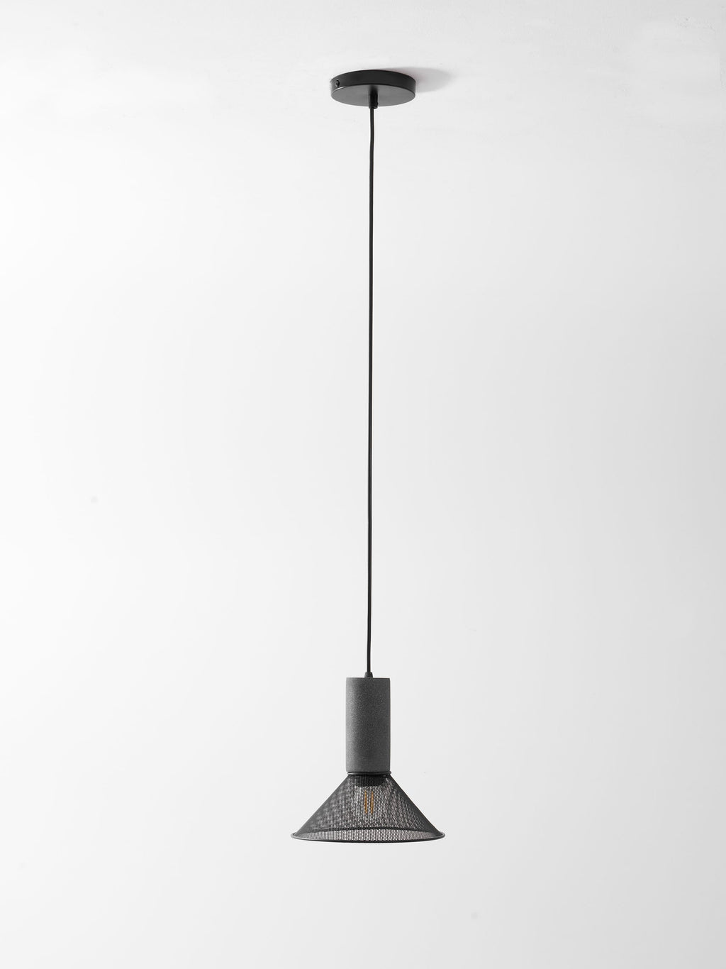 Mesh Cylinder Pendant Light | Ormexis