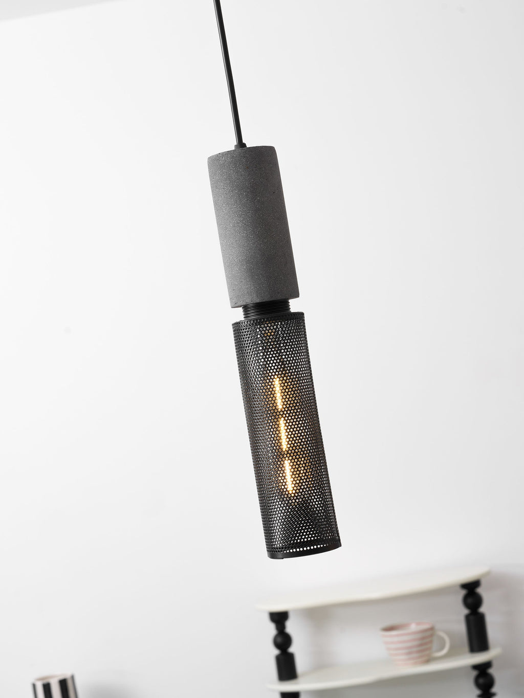 Mesh Cylinder Pendant Light | Ormexis