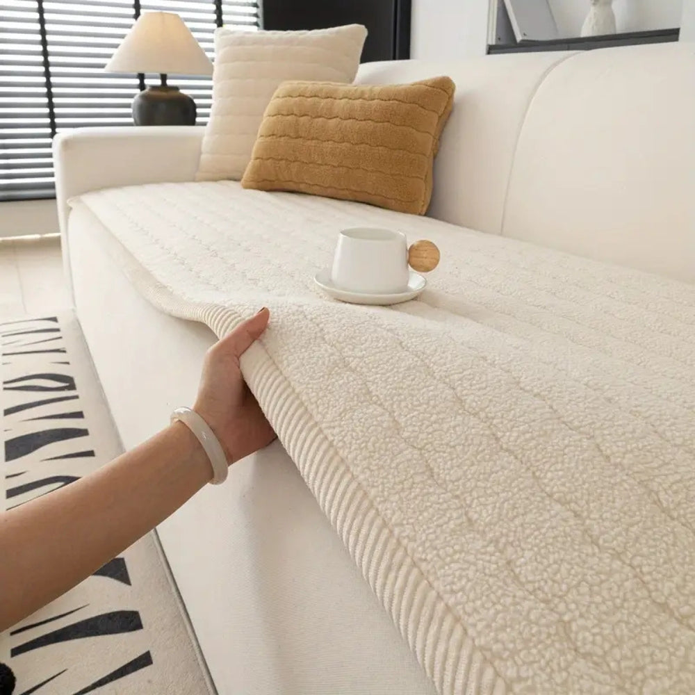 Capa acolchoada para sofá em bouclé | Ormexis