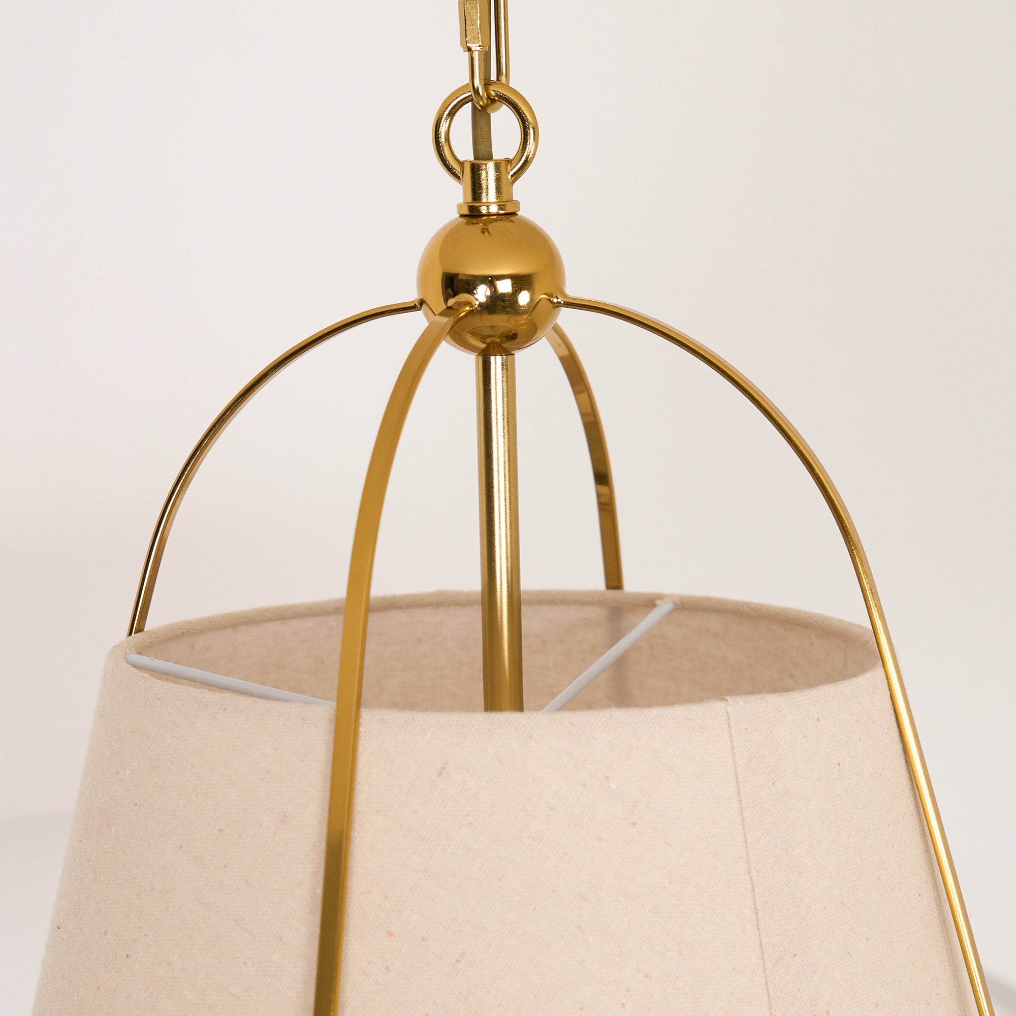 Transitional Elegant Pendant Light | Ormexis