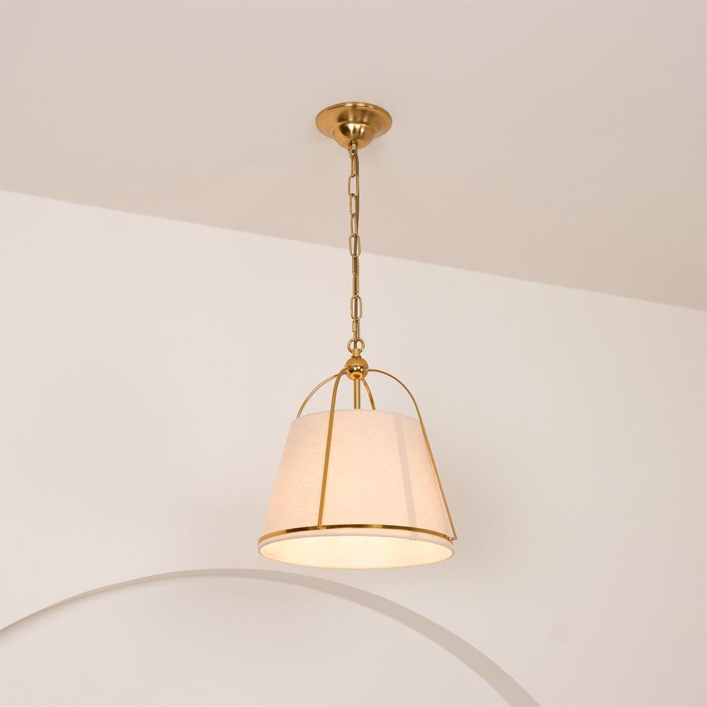 Transitional Elegant Pendant Light | Ormexis