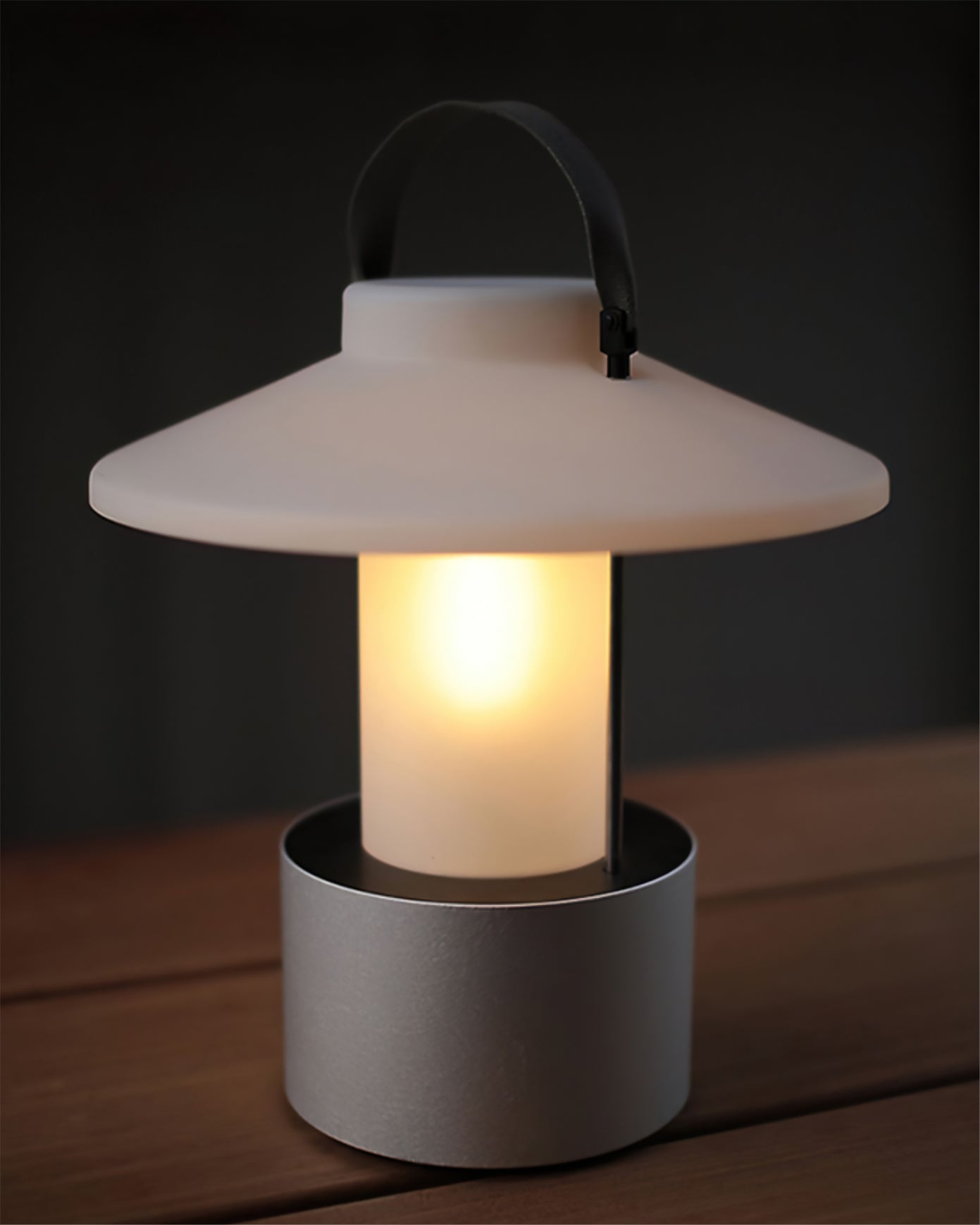 Vesper Canopy Lantern Light | Ormexis