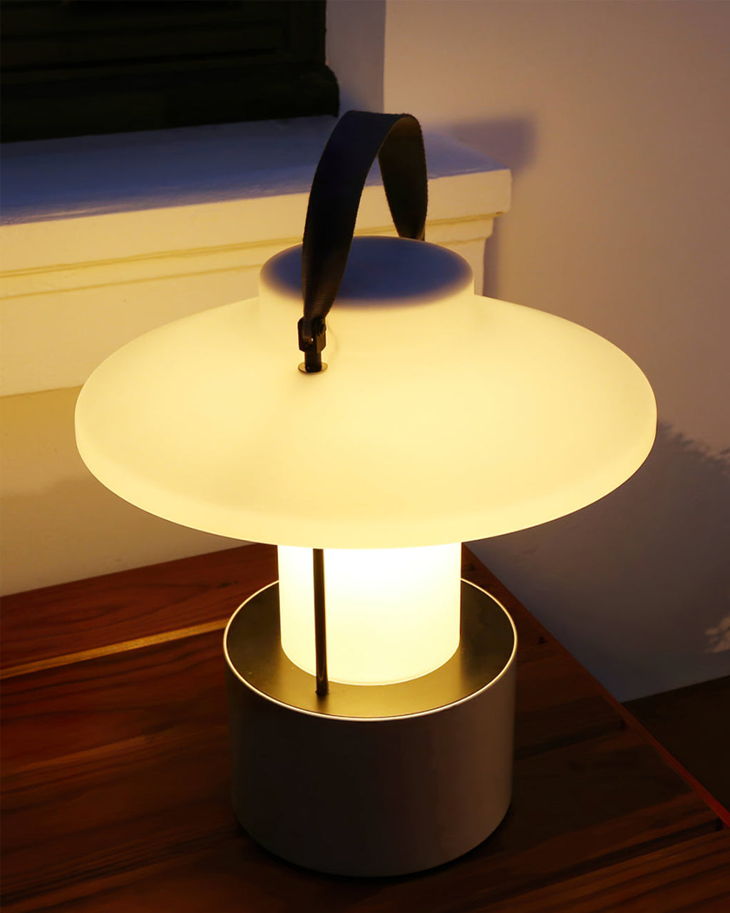 Vesper Canopy Lantern Light | Ormexis