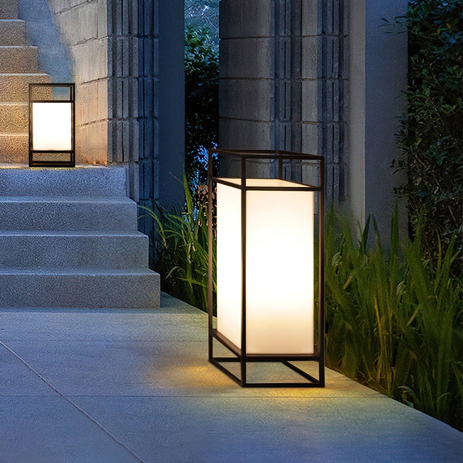 Architectural Box Lantern Light | Ormexis