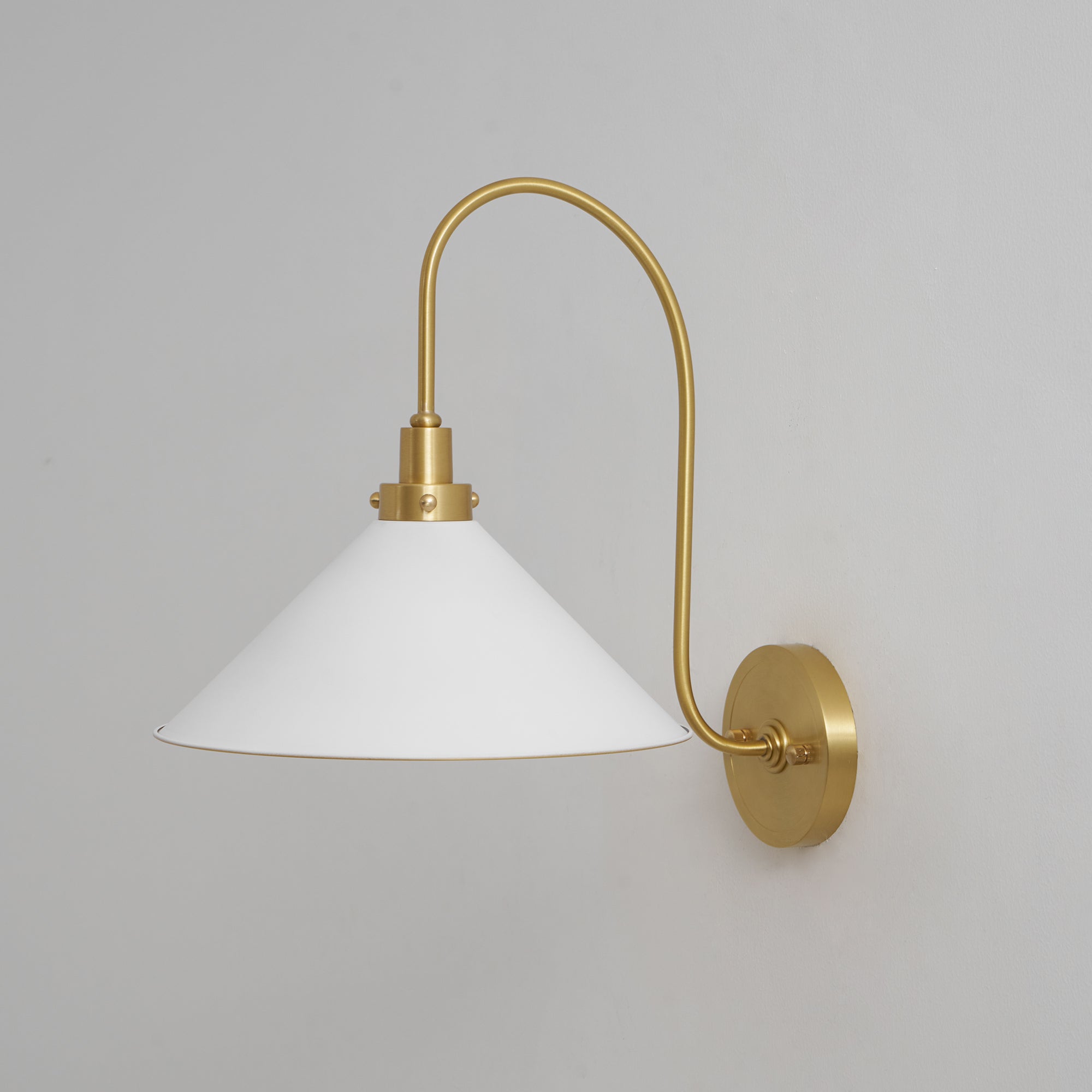 Svanefodslampe i Heritage-design | Ormexis