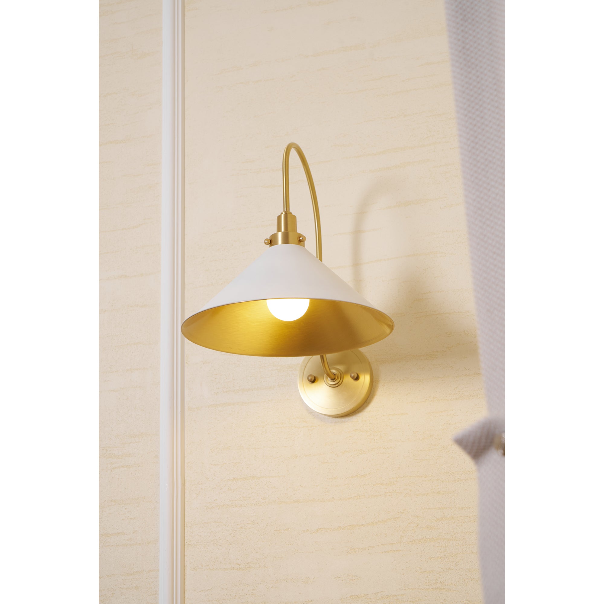 Svanefodslampe i Heritage-design | Ormexis