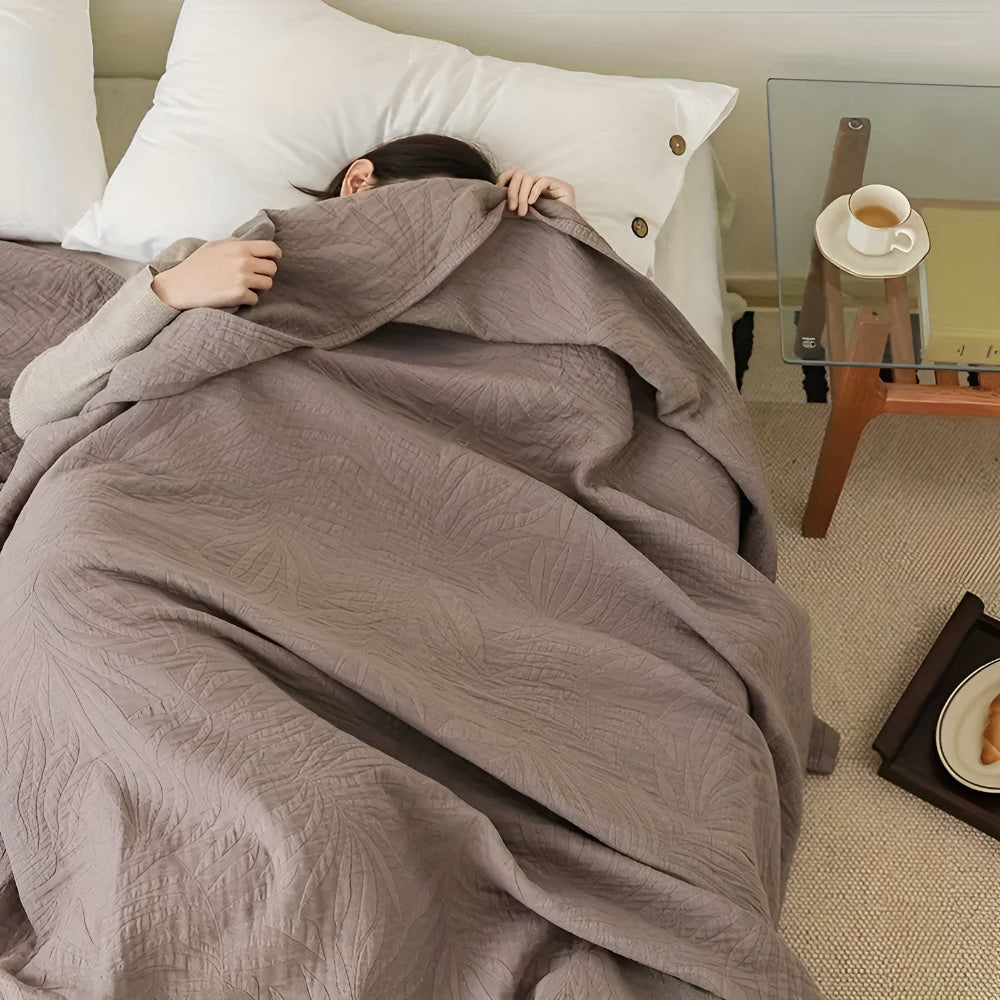 All-Season Cozy Cotton Blanket With Soft Leaf Accent And Antibacterial Properties - Ormexis