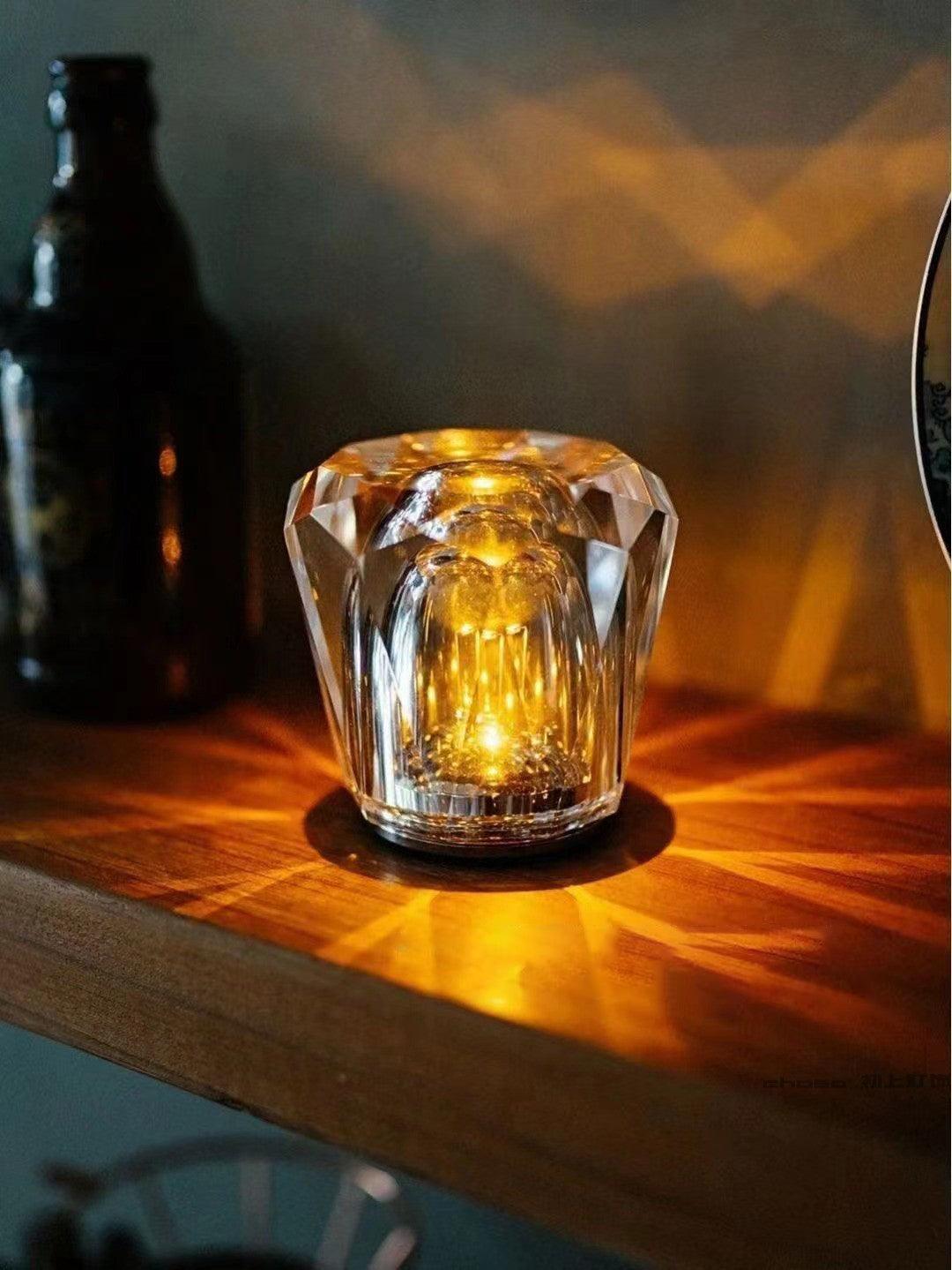 Lampă de cristal cu tăietură tip bijuterie | Ormexis