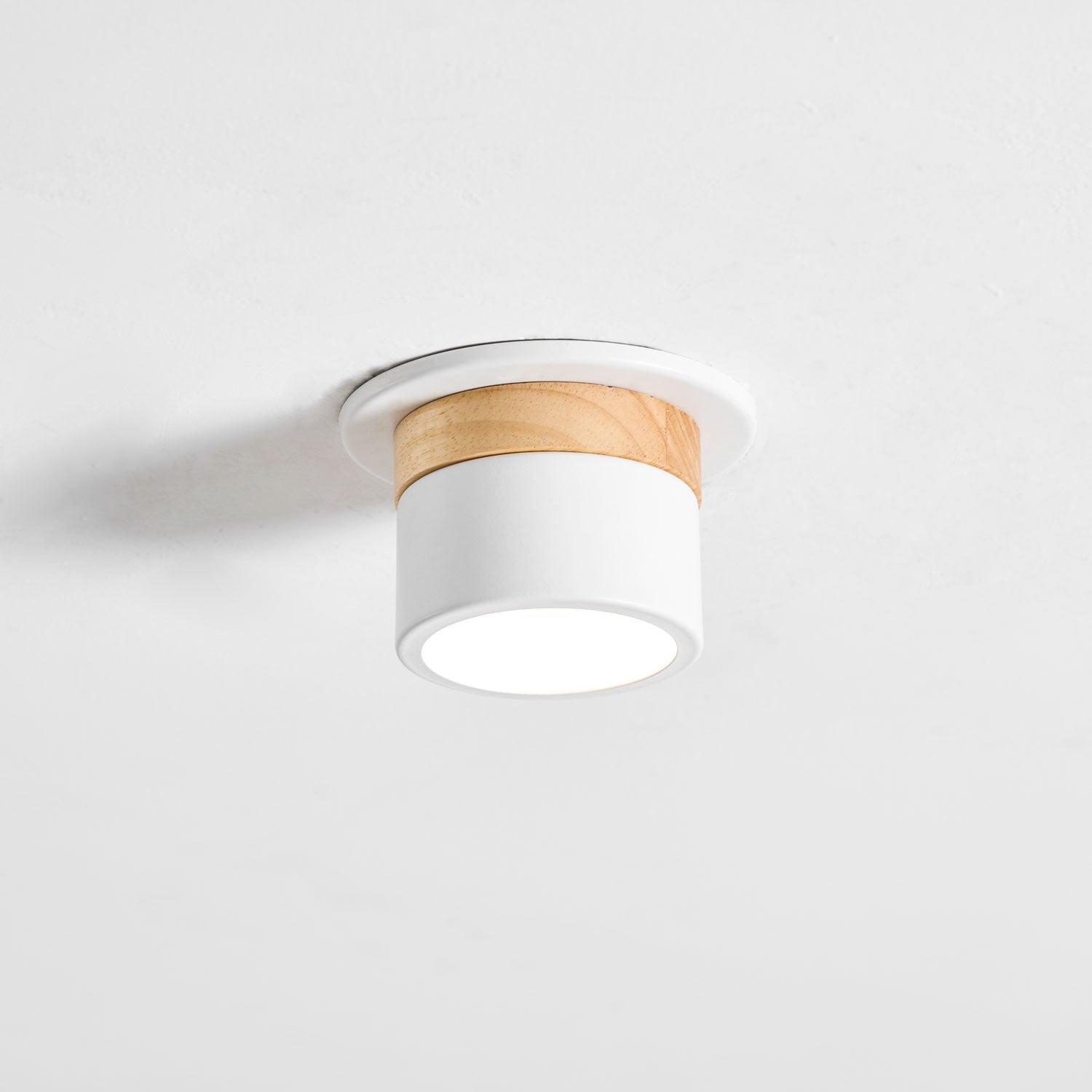 Wood Accent Drum Ceiling Light | Ormexis