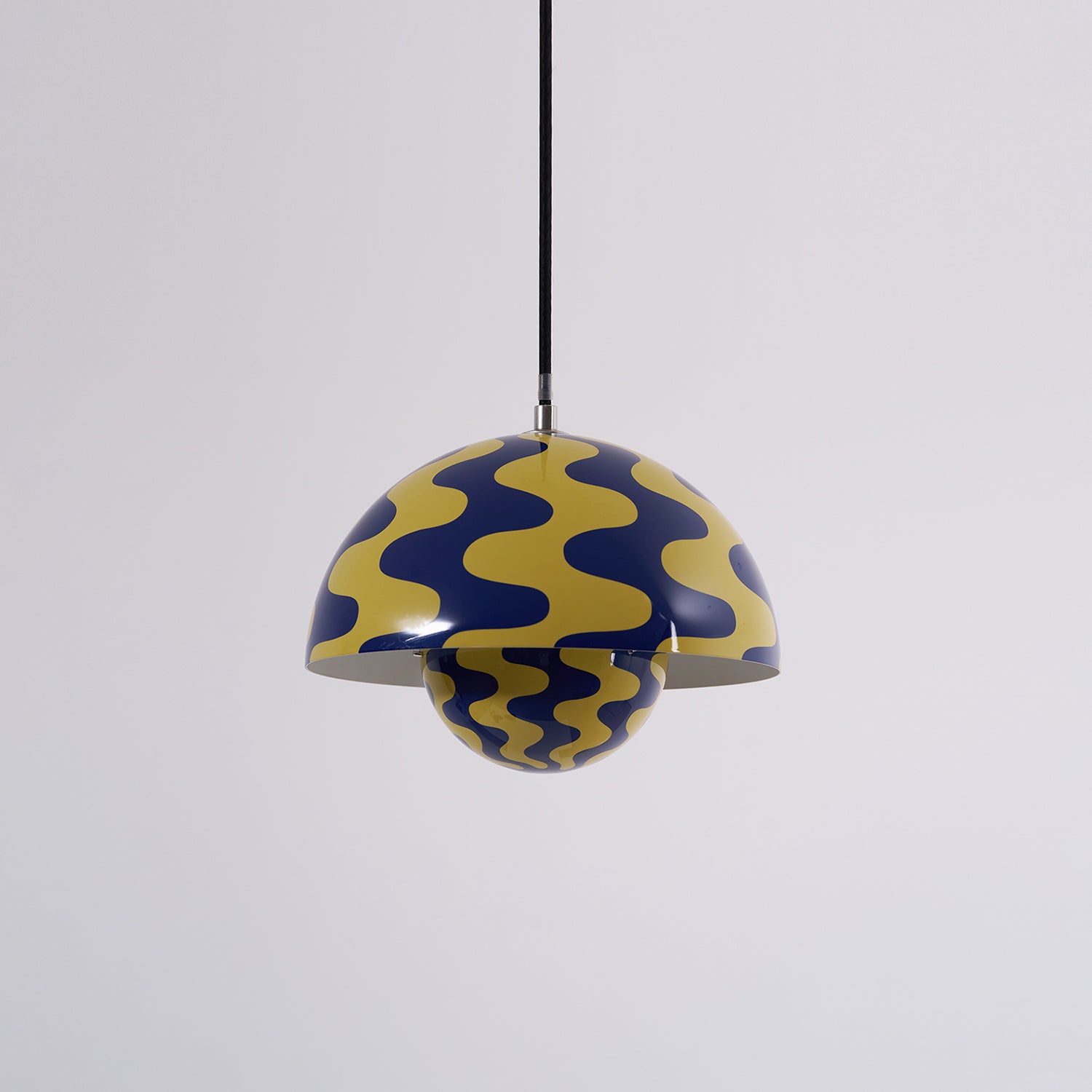 Eclipse Dome Pendant Light | Ormexis