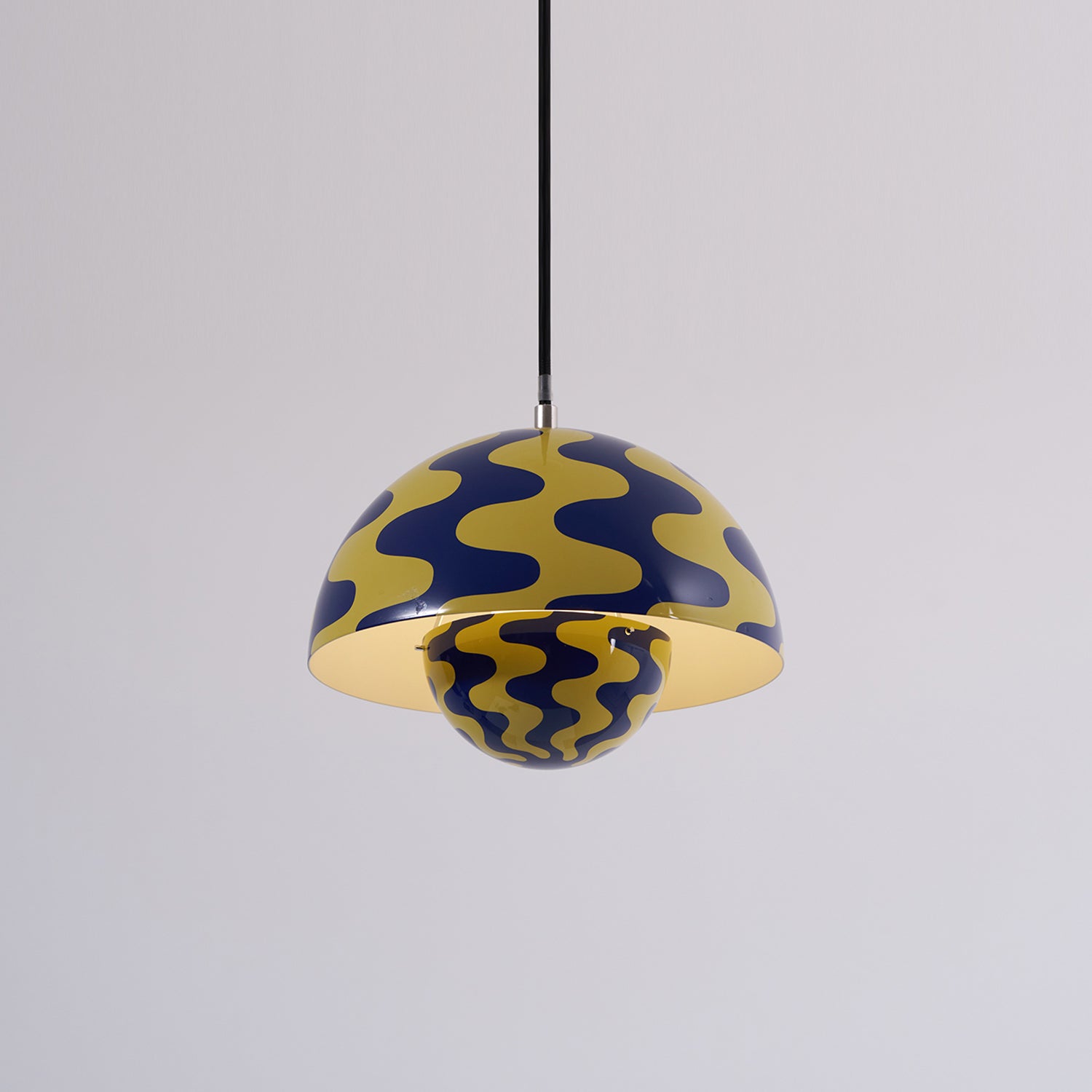 Eclipse Dome Pendant Light | Ormexis
