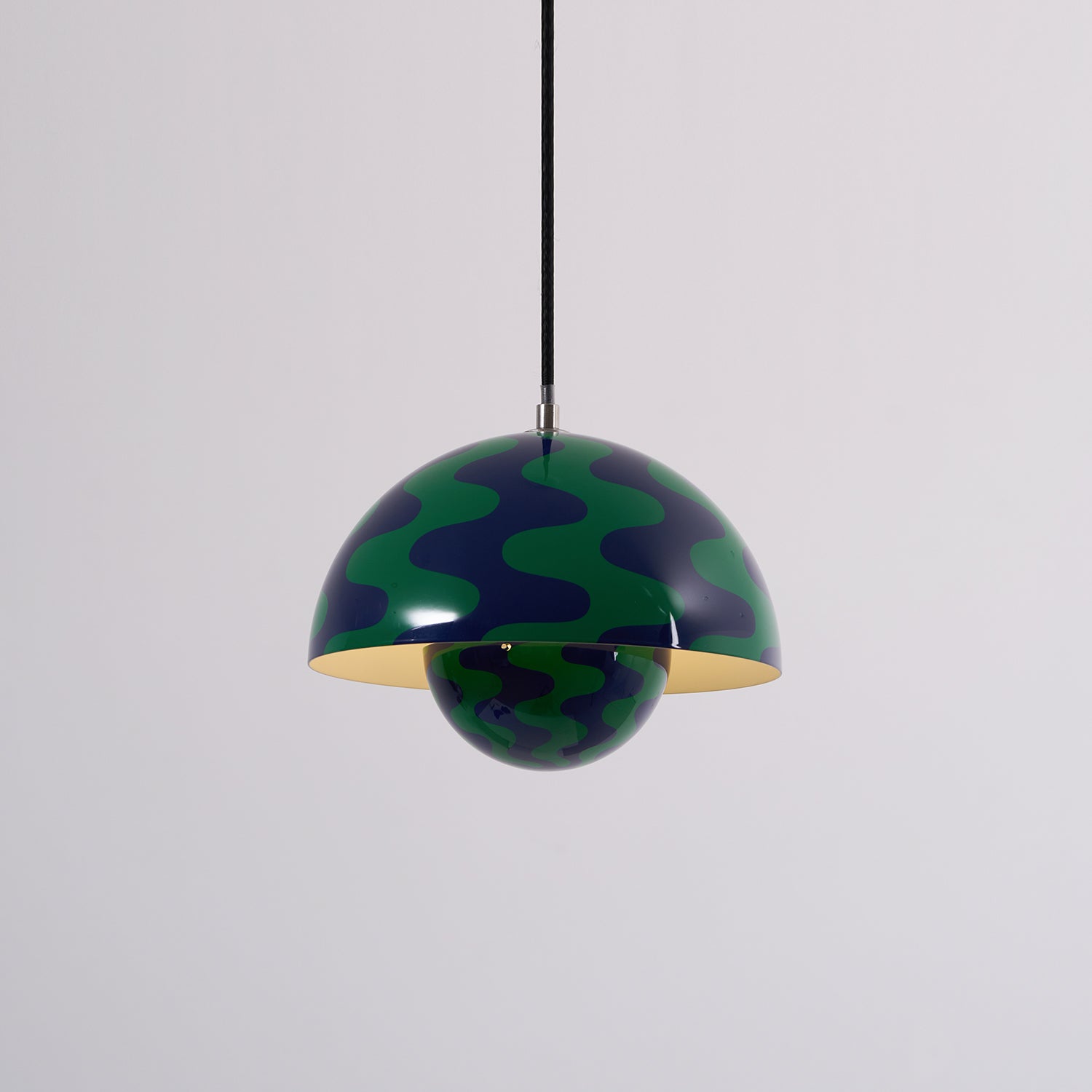 Eclipse Dome Pendant Light | Ormexis