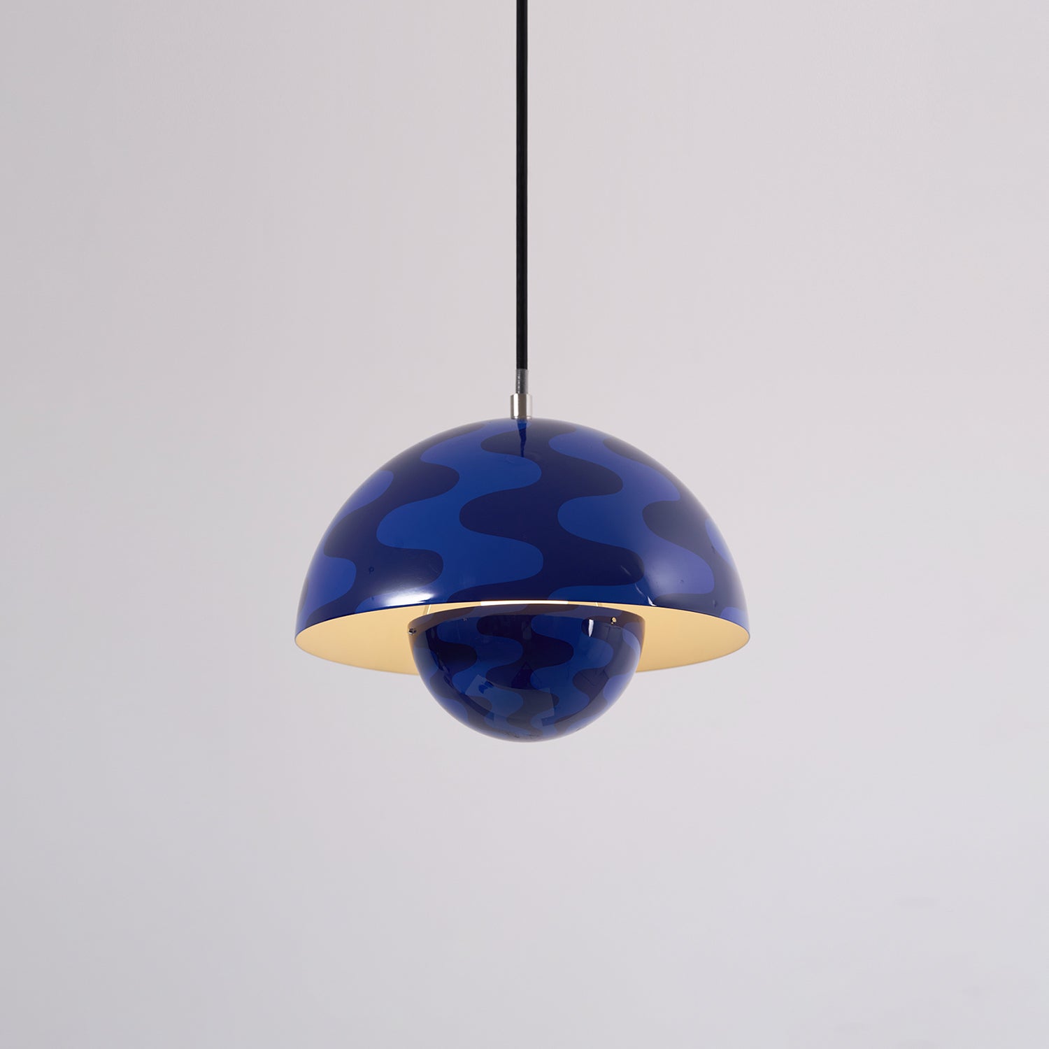 Eclipse Dome Pendant Light | Ormexis