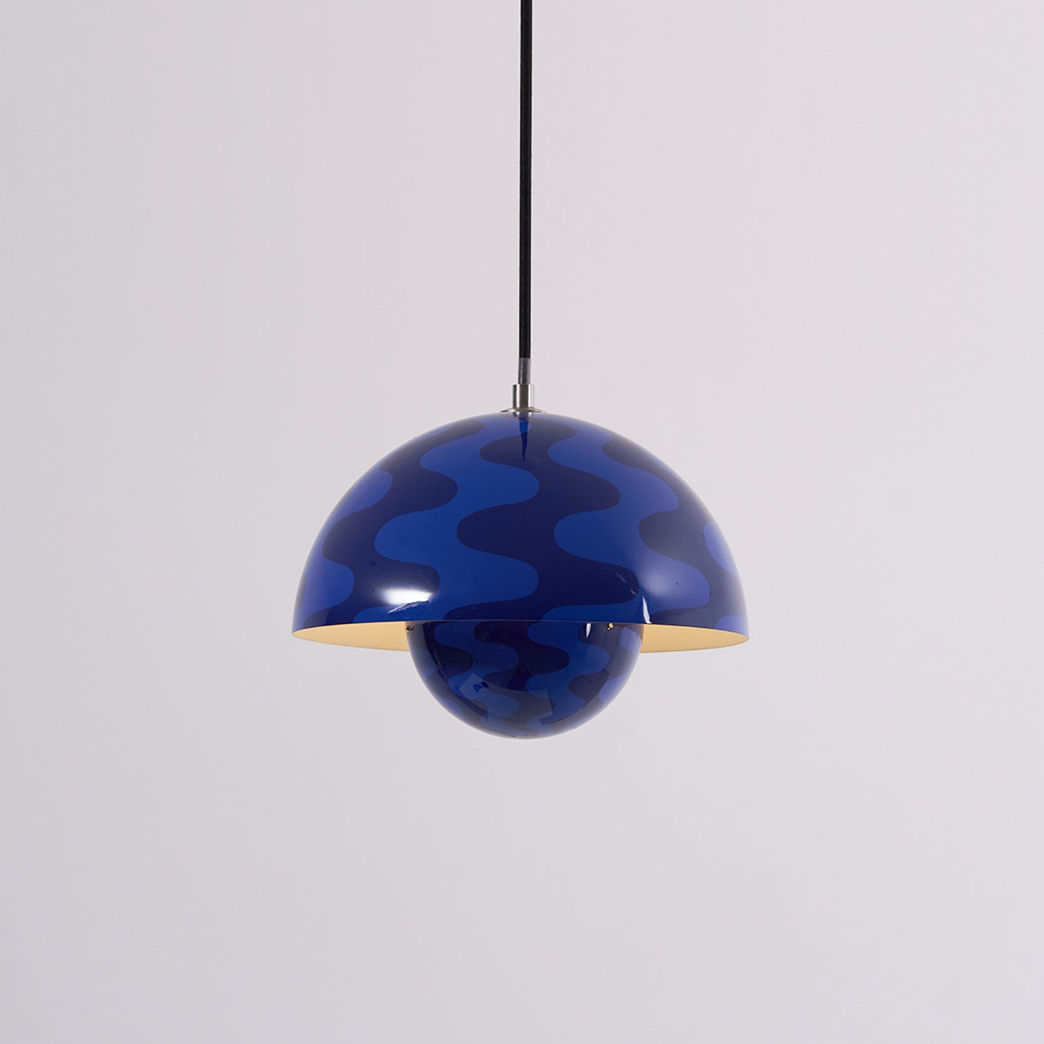 Eclipse Dome Pendant Light | Ormexis