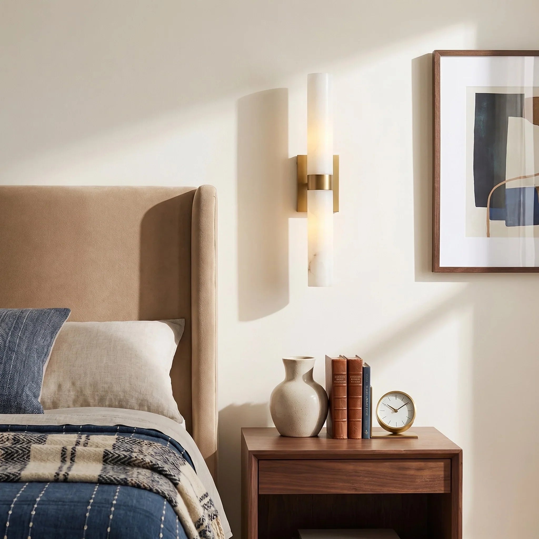 Signature Stone Monolith Wall Sconce | Ormexis