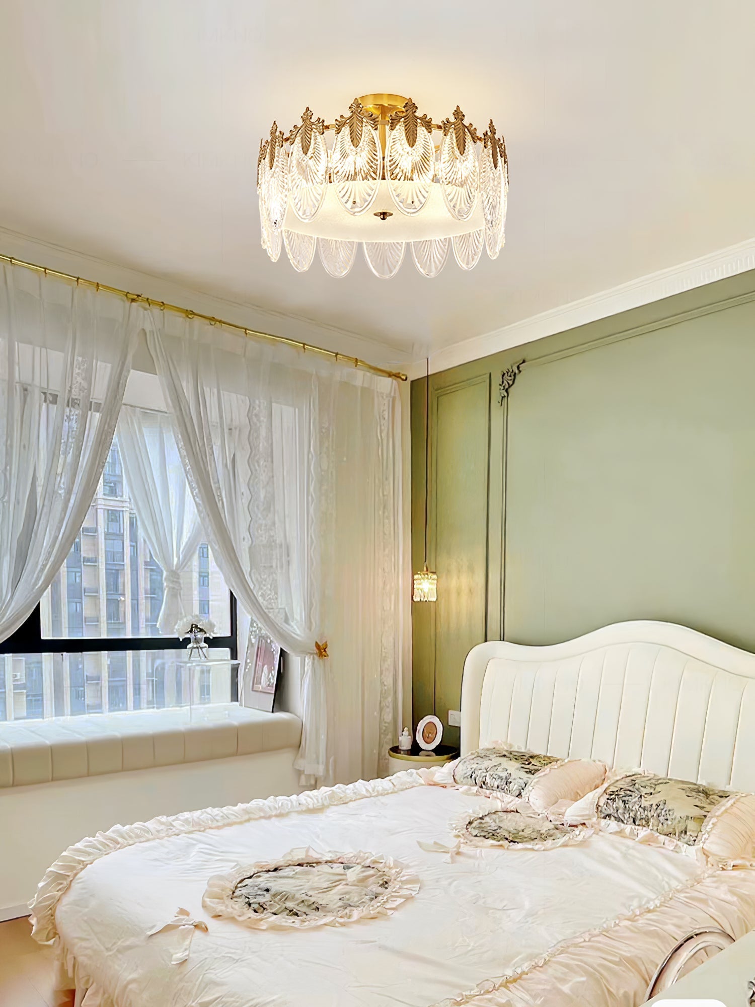 Glass Petal Cluster Ceiling Light | Ormexis