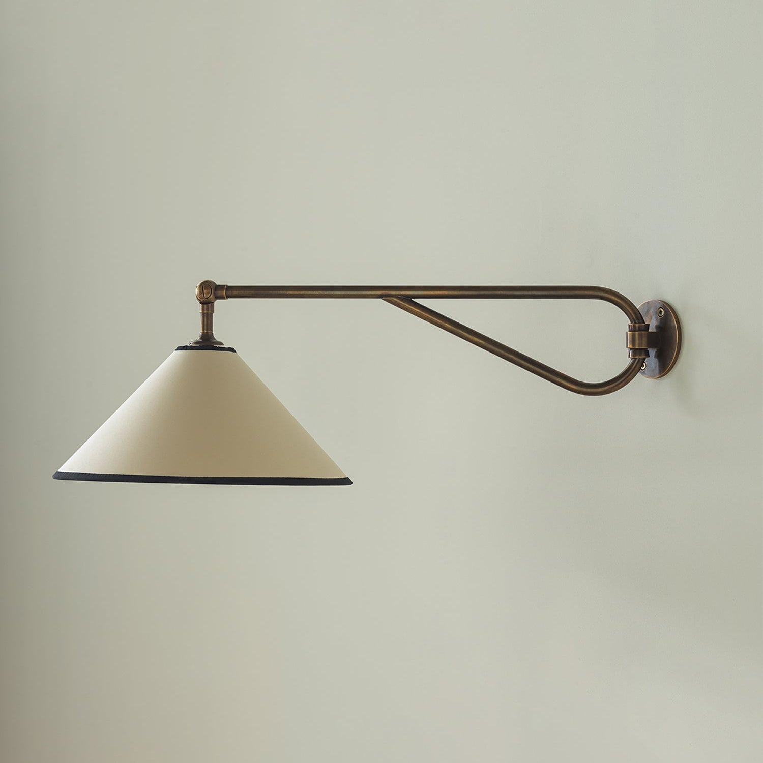 Atelier-kattolamppu | Ormexis