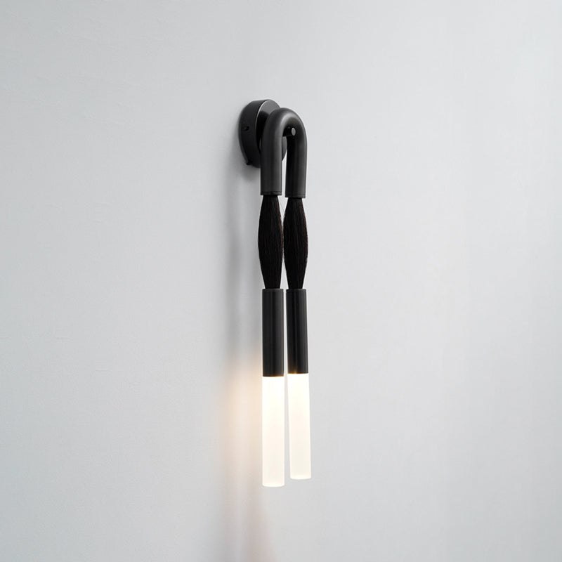 Comtesse vegglampe i akryl med frynser | Ormexis