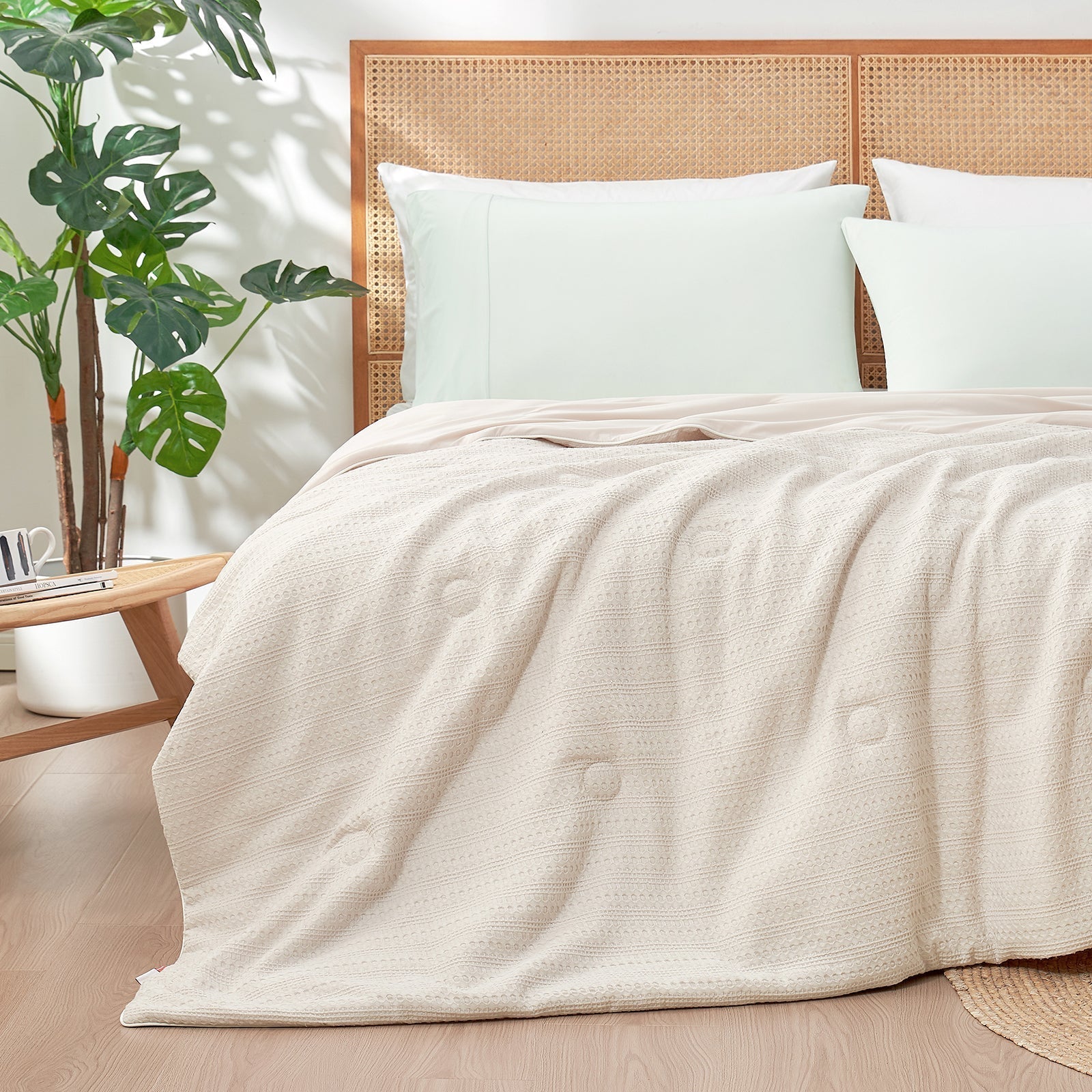 Couette en fibre Sorona à motif gaufré de la collection Ecocool, idéale pour les personnes qui ont chaud pendant leur sommeil.