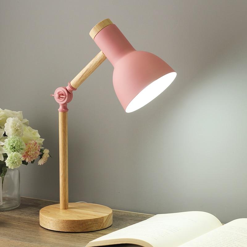 Lámpara de escritorio nórdica elegante con brazo plegable ajustable para iluminación versátil