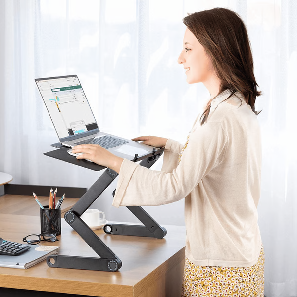 Laptop állvány 360 fokban állítható és beépített hűtőventilátorral a kényelemért