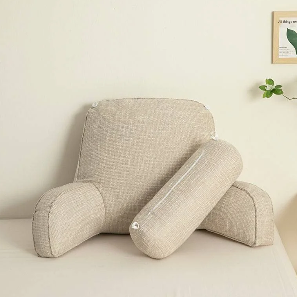 Ergonominen lannerangan tyyny säädettävällä niskatuella ja pehmeillä käsinojilla