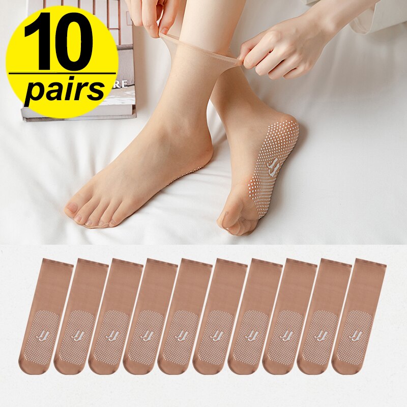 Calze Estive Essenziali Ultra Sottili in Seta per un Comfort Traspirante
