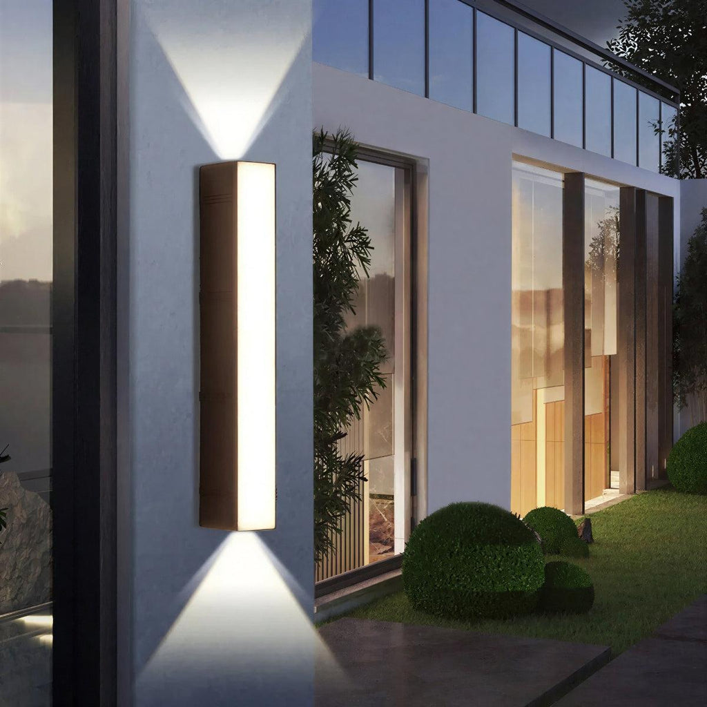 Lumină de perete de exterior pentru iluminare largă în sus și în jos | Ormexis