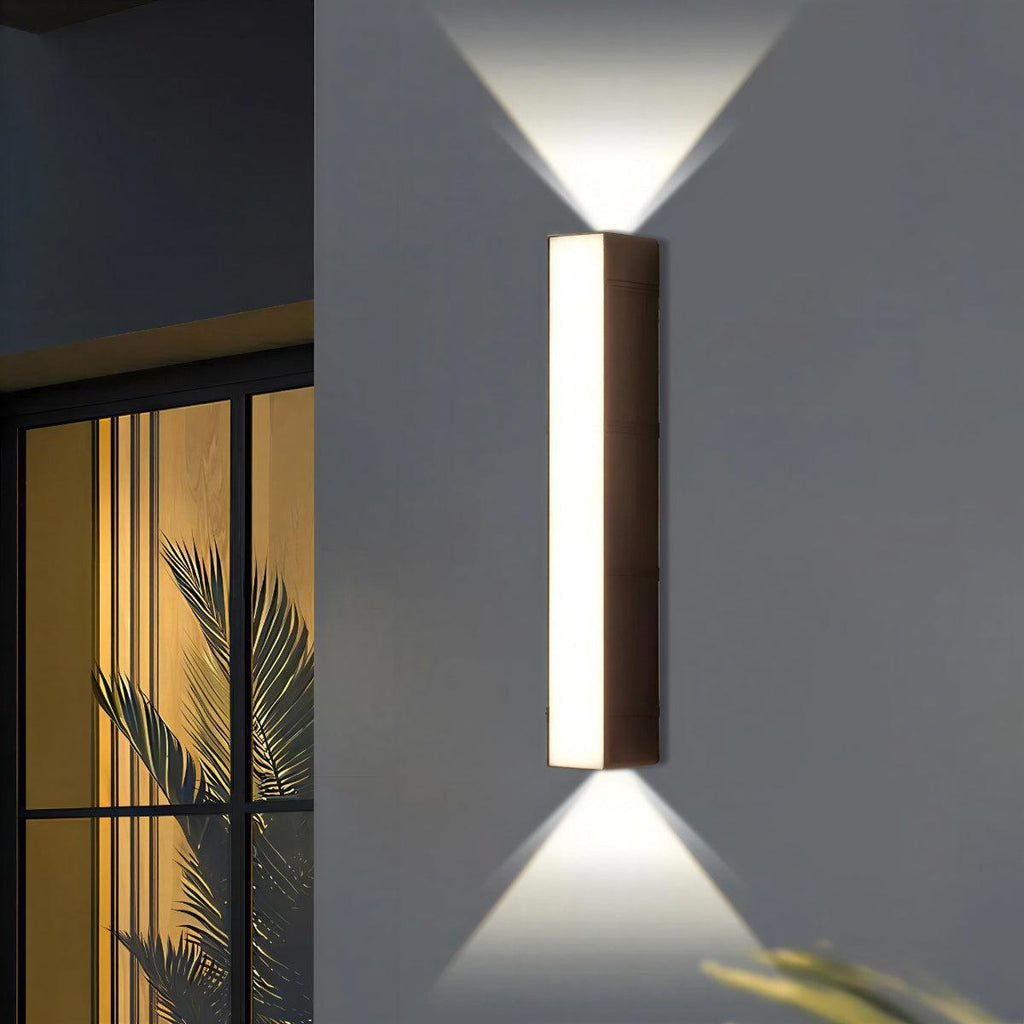 Lumină de perete de exterior pentru iluminare largă în sus și în jos | Ormexis