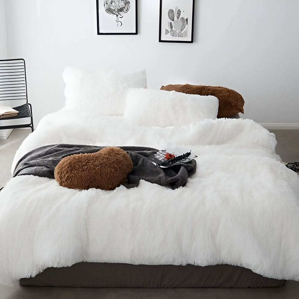 FLUFFUREST Plush Fleece Bedding Set For Year Round Comfort