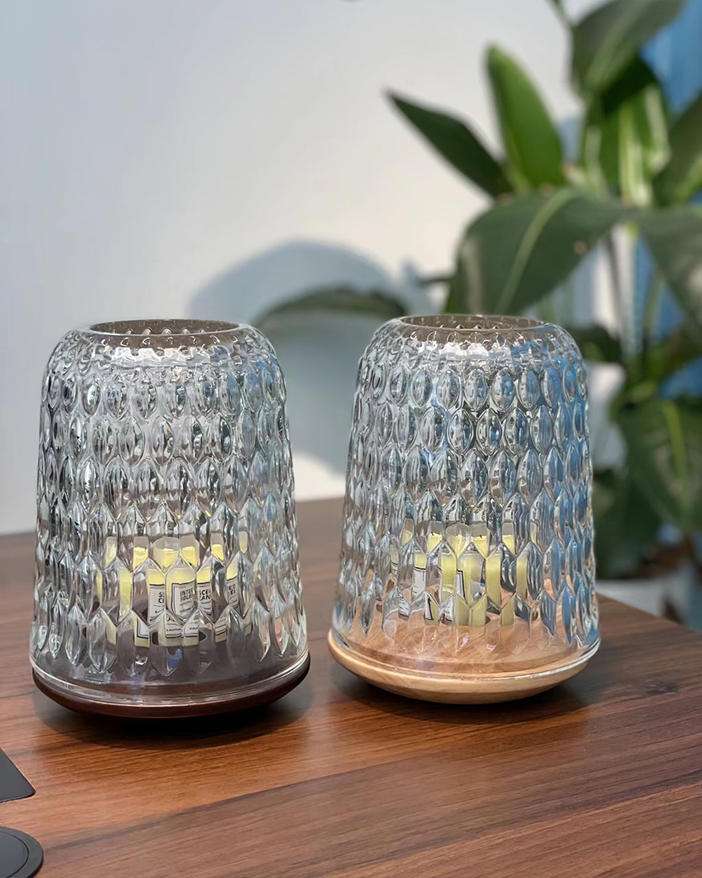 Lampe en verre à texture diamantée | Ormexis
