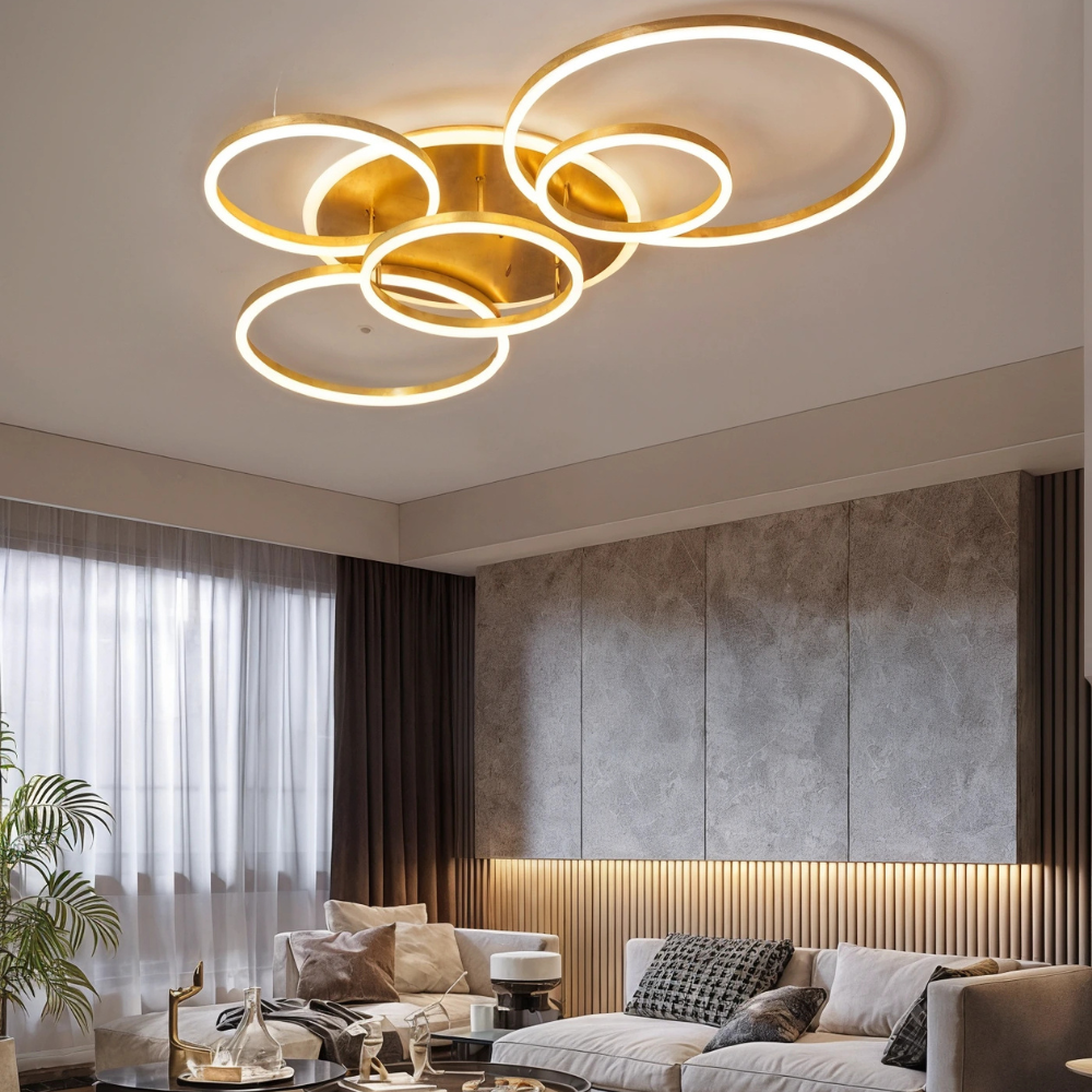 Lustr Frelis s nastavitelnými kruhy pro elegantní domácí osvětlení