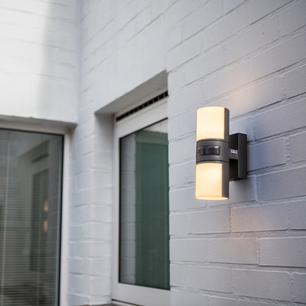 Urbanist Cylindrical Wall Sconce | Ormexis
