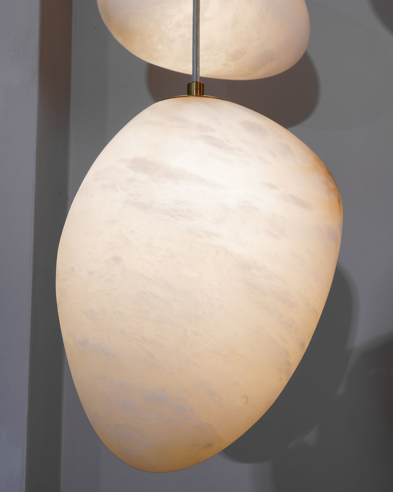 Ethereal Stone Pendant Light | Ormexis