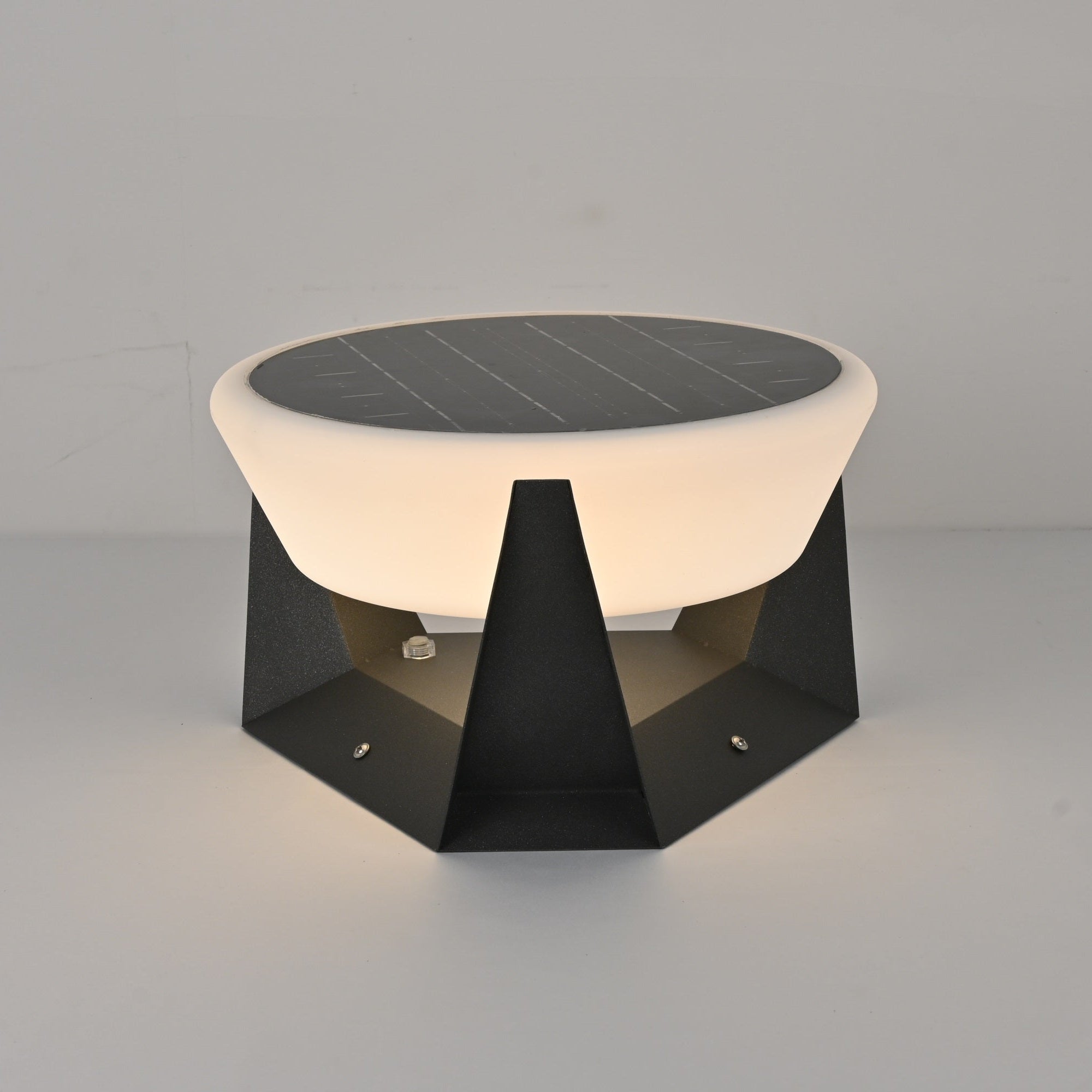 Gulvlampe i skålform | Ormexis